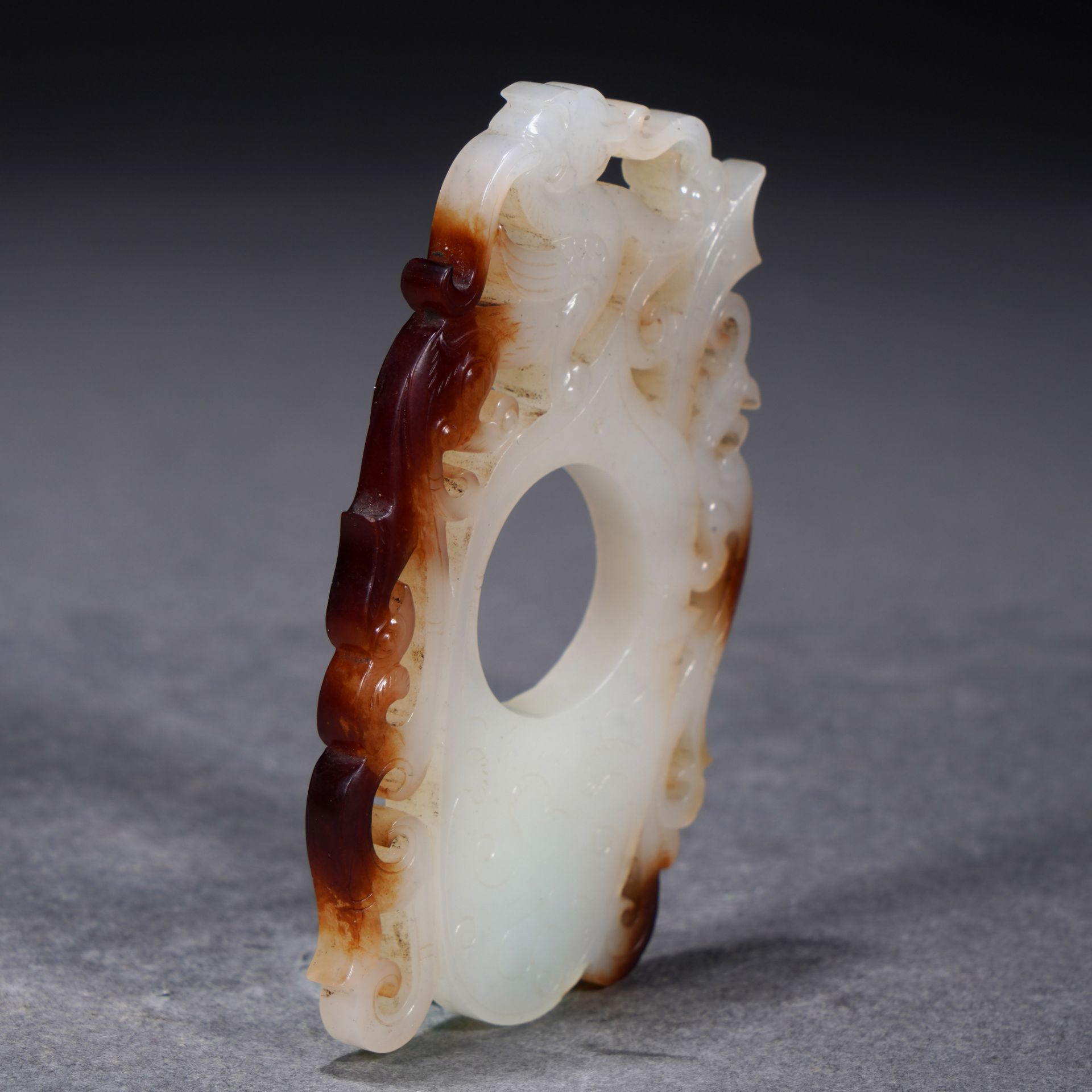 A Chinese Archaistic Jade Carving She - Image 5 of 11