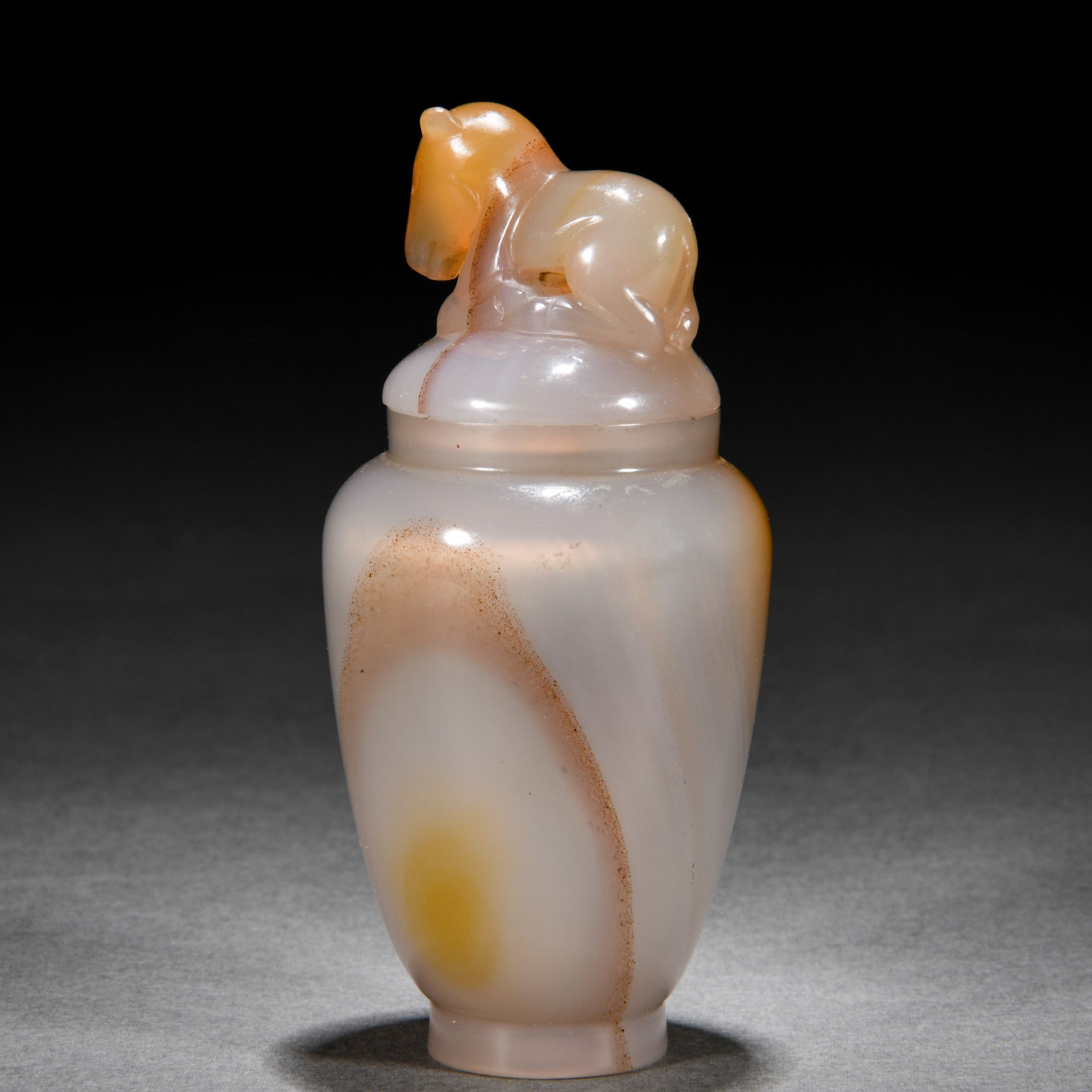 A Chinese Carved Agate Vase with Cover - Image 3 of 9