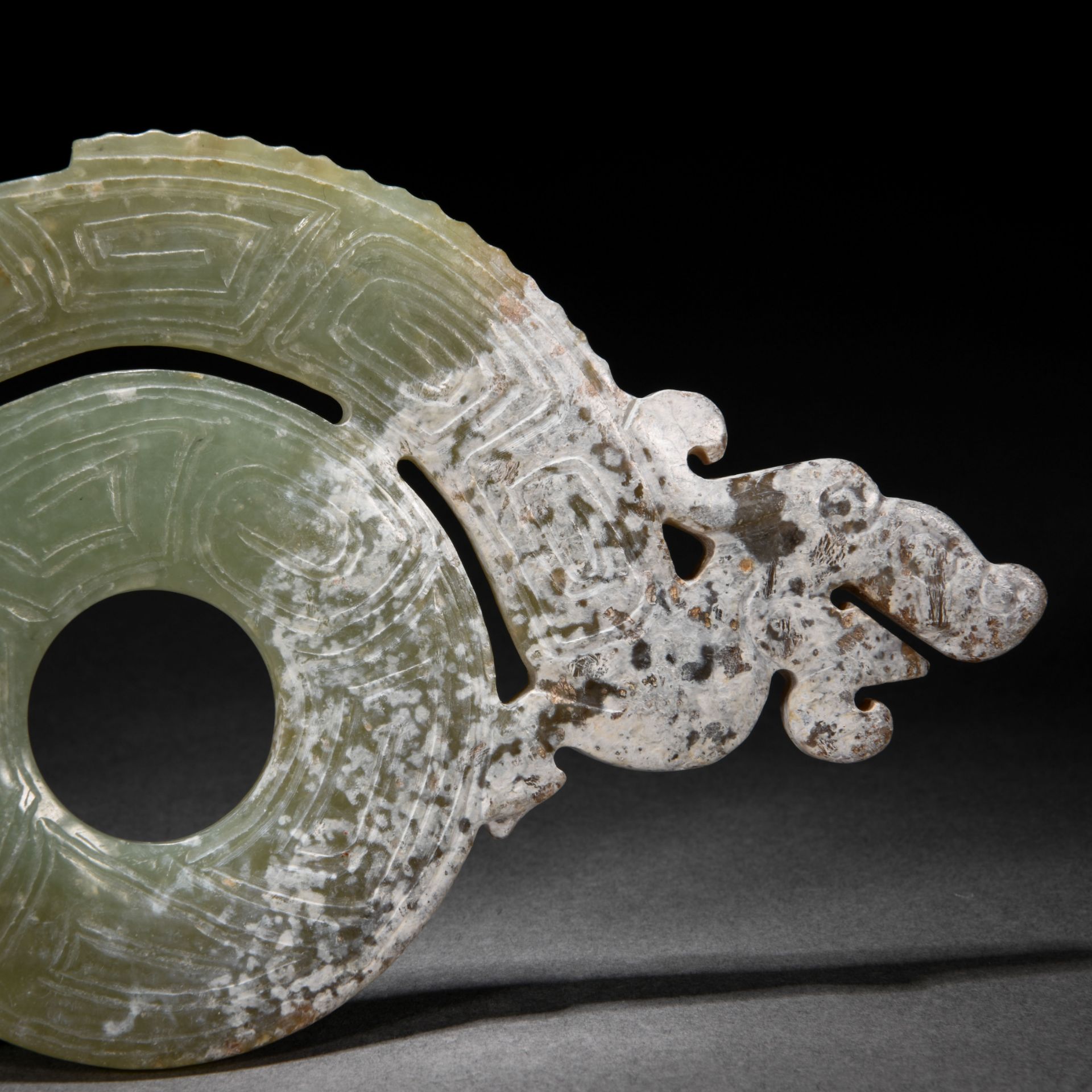 A Chinese Carved Jade Dragon Ornament - Image 3 of 7