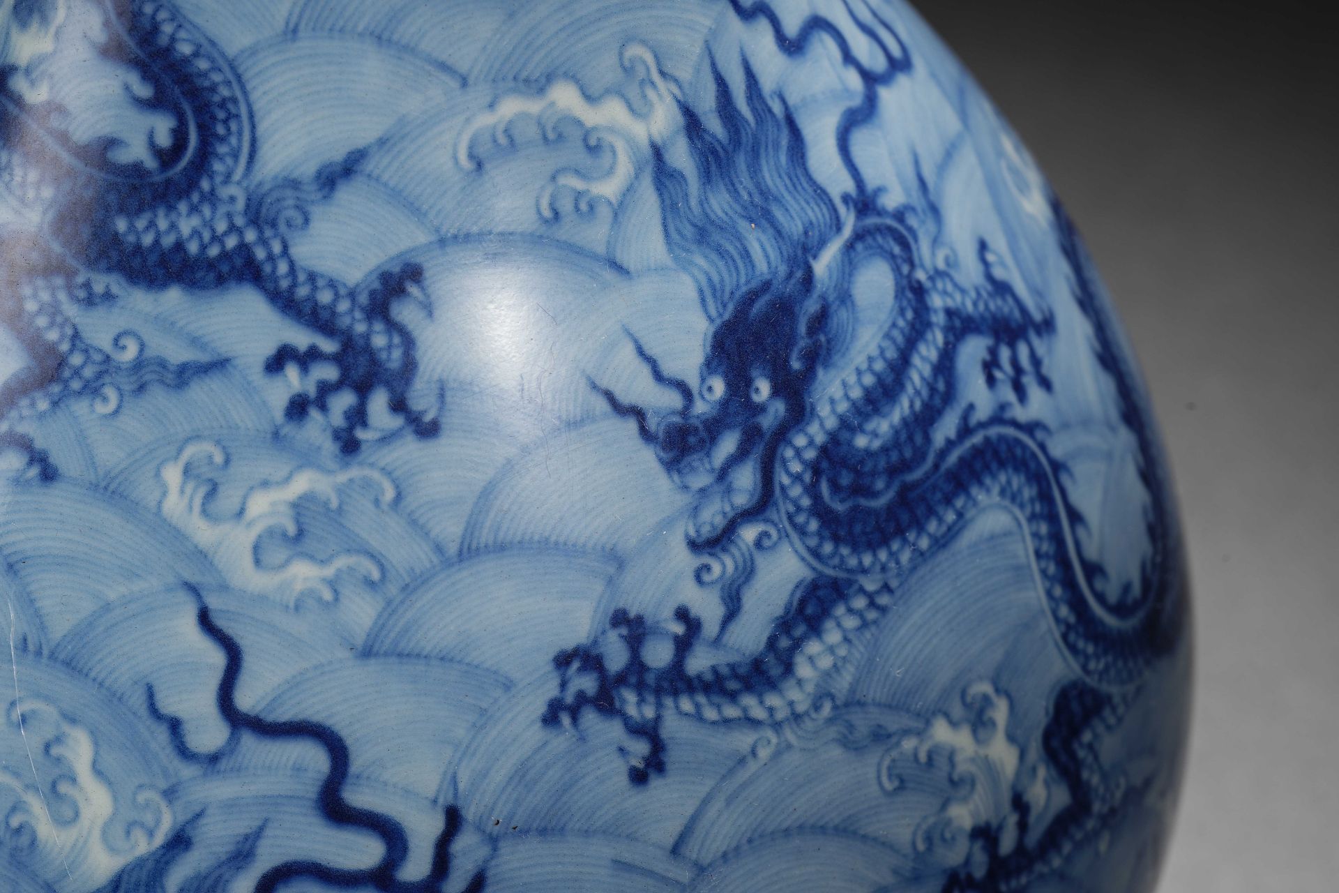 A Chinese Blue and White Dragon and Waves Vase - Image 4 of 14
