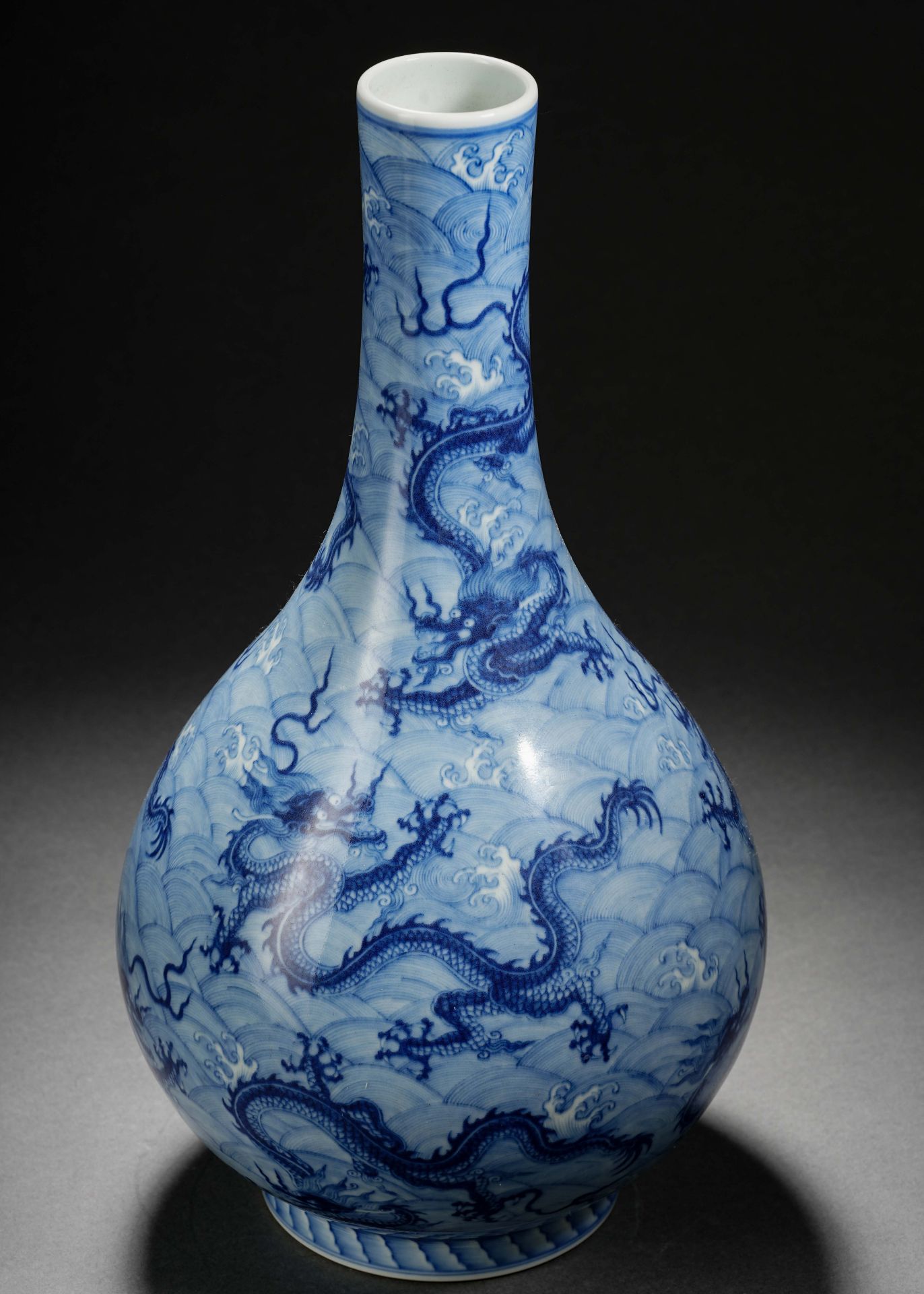 A Chinese Blue and White Dragon and Waves Vase - Image 7 of 14