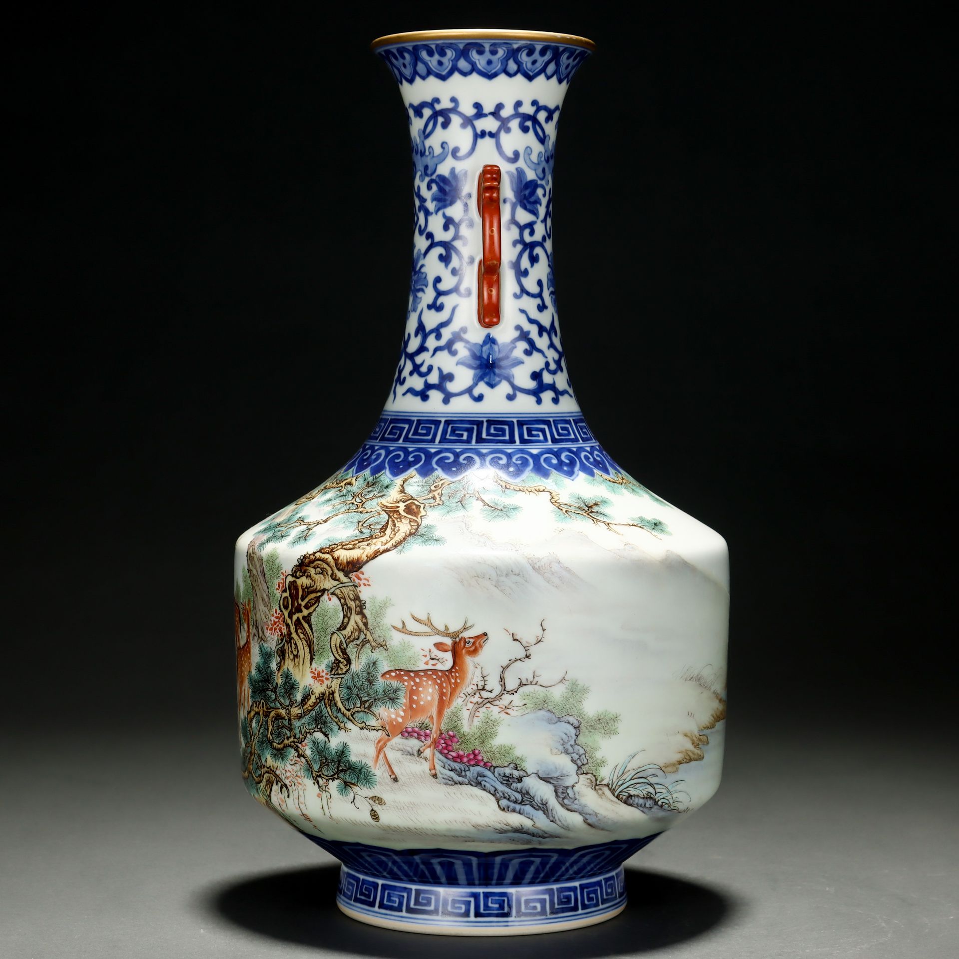 A Chinese Famille Rose Deers Vase - Bild 4 aus 9