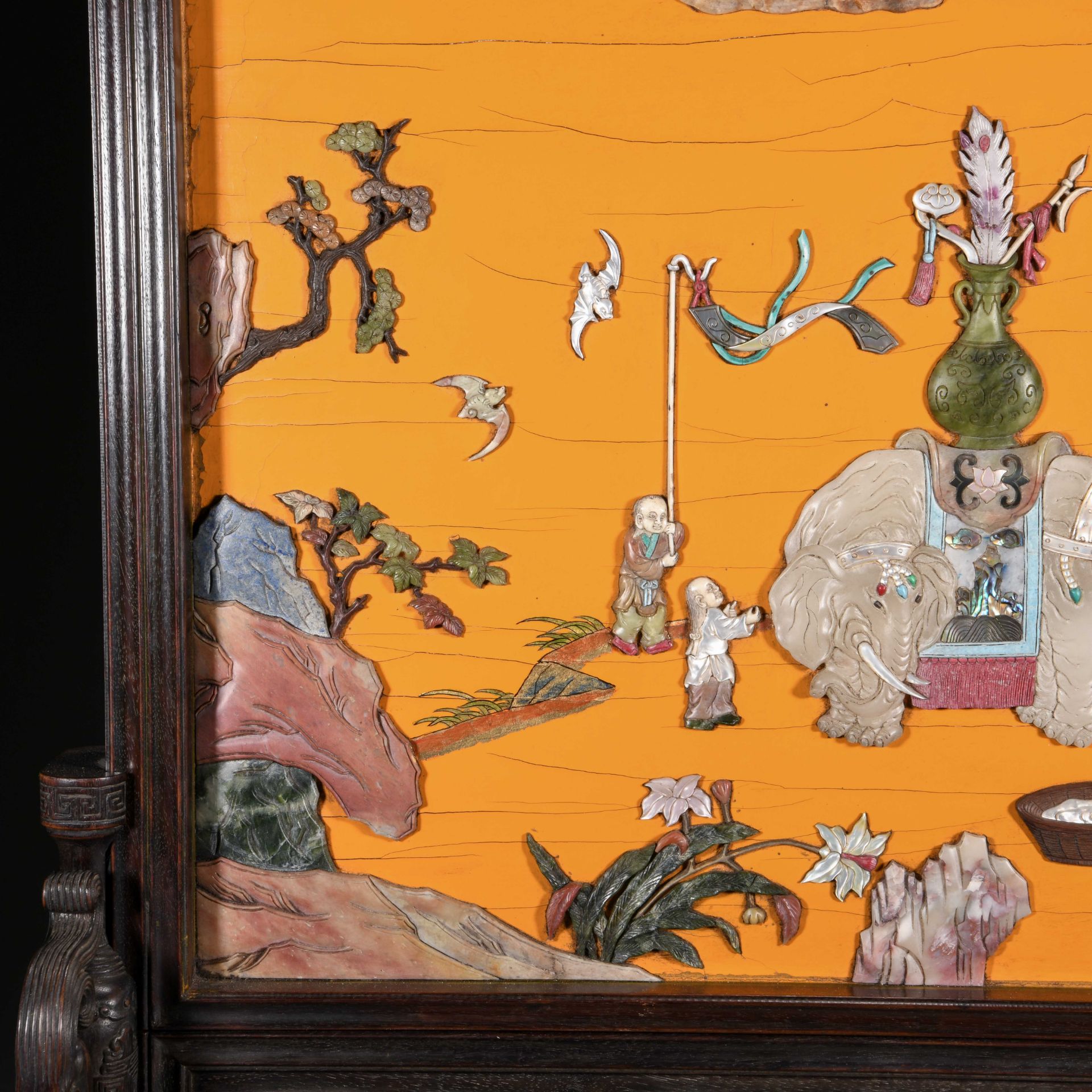 A Chinese Hard-stones Inlaid Lacquer Table Screen - Image 5 of 12