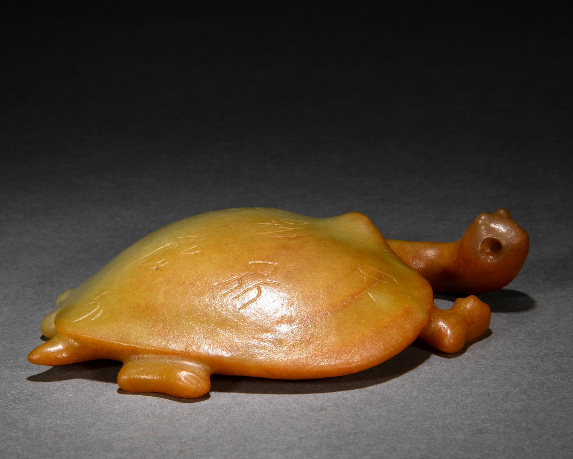 A Chinese Carved Jade Tortoise - Image 5 of 7