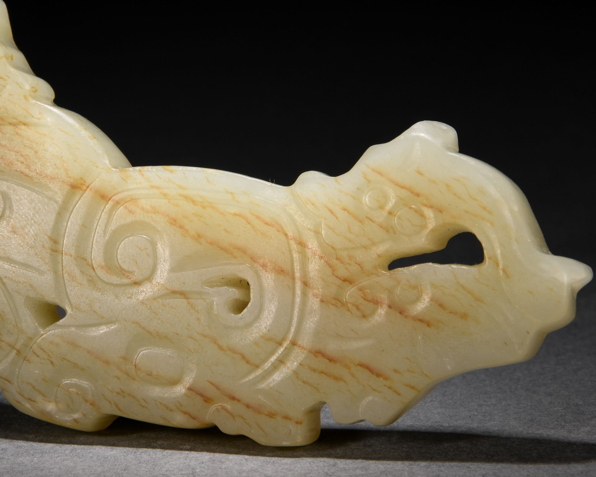A Chinese Carved Jade Tiger Ornament - Image 5 of 7