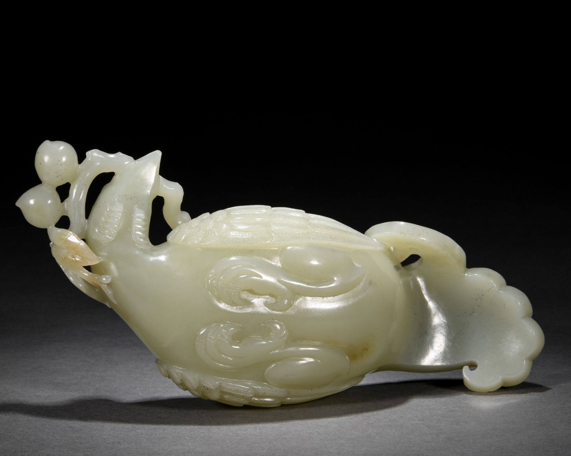 A Chinese Carved White Jade Washer - Image 7 of 7