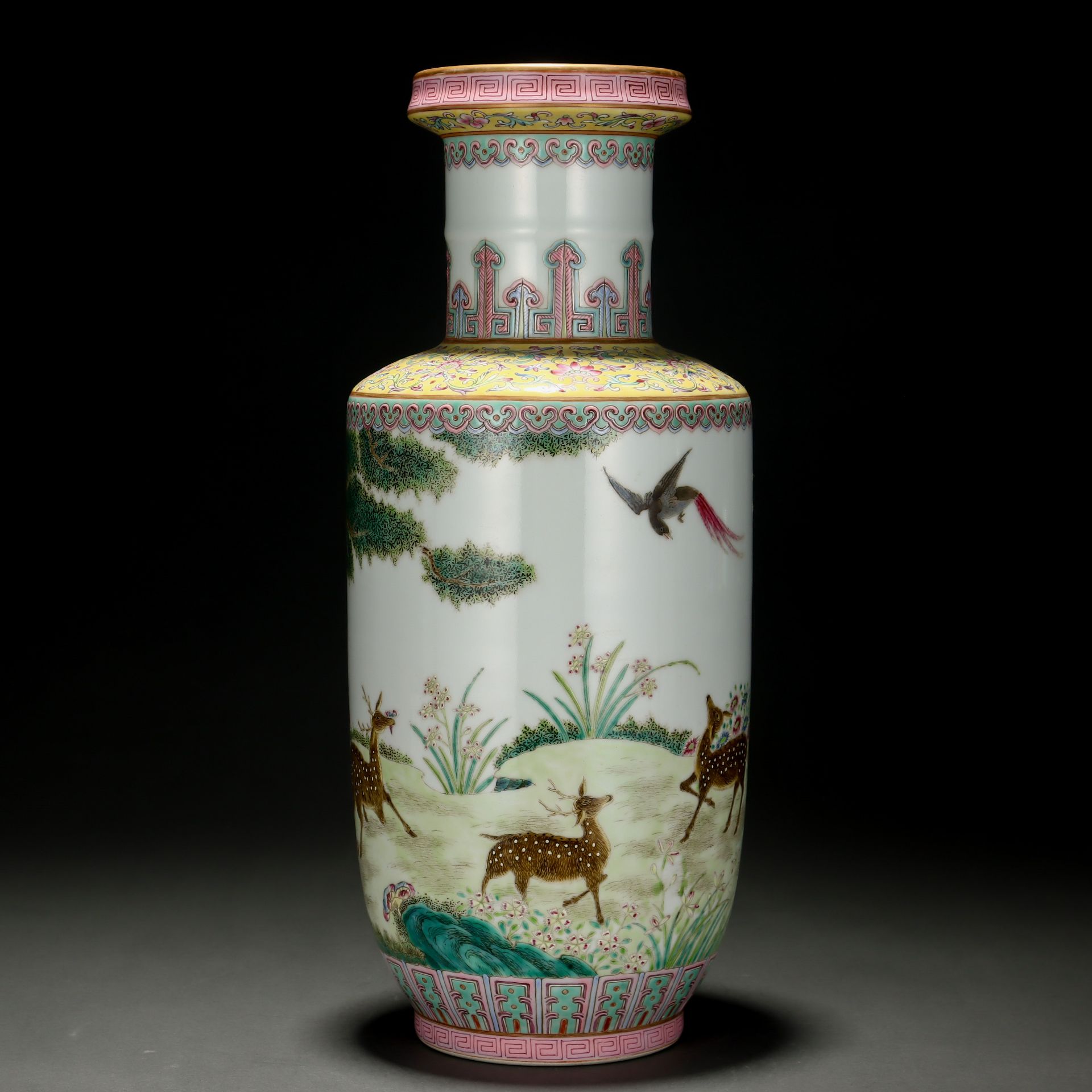 A Chinese Famille Rose Deers Mallet Vase - Bild 4 aus 9