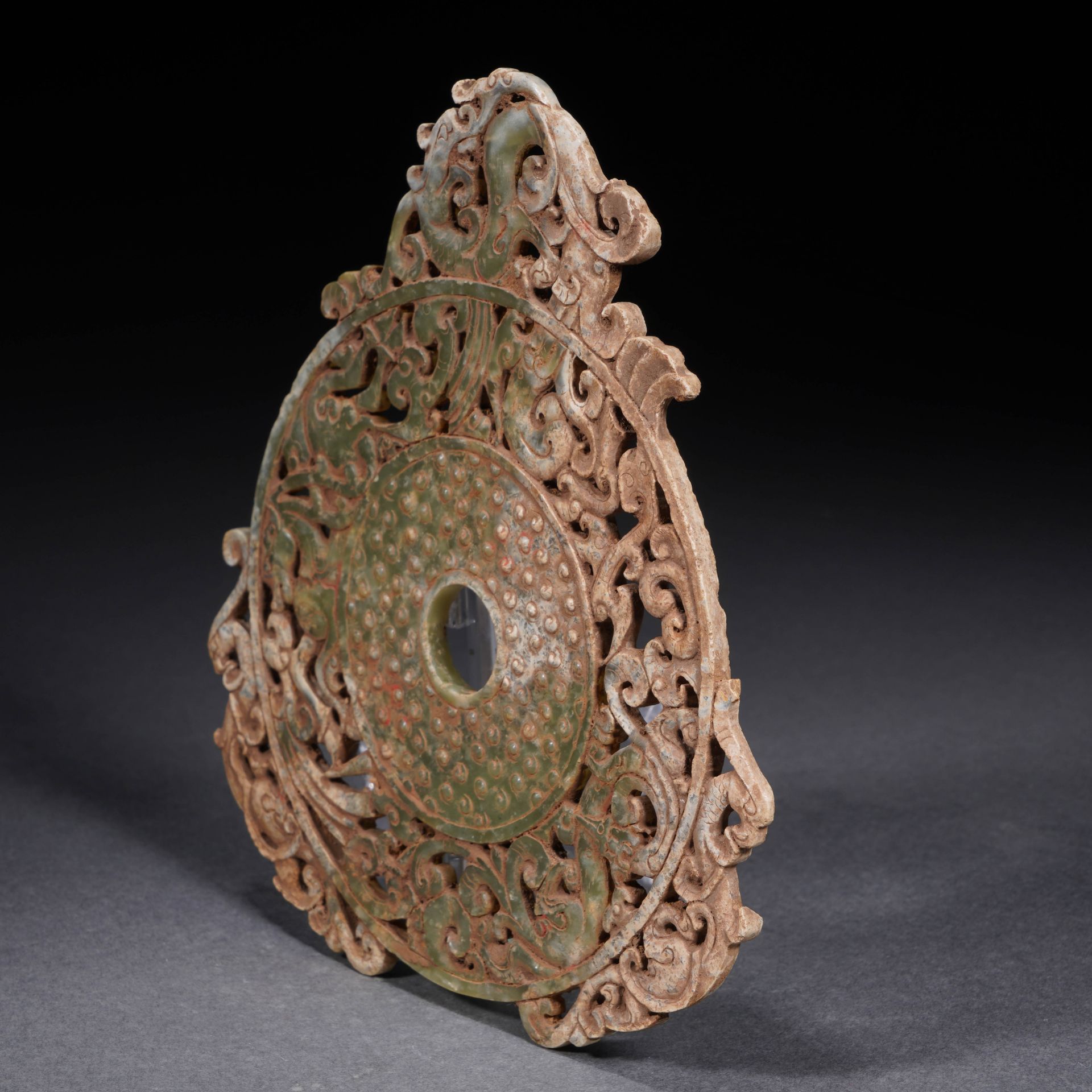 A Chinese Jade Reticulated Dragon Disc Bi - Image 5 of 11