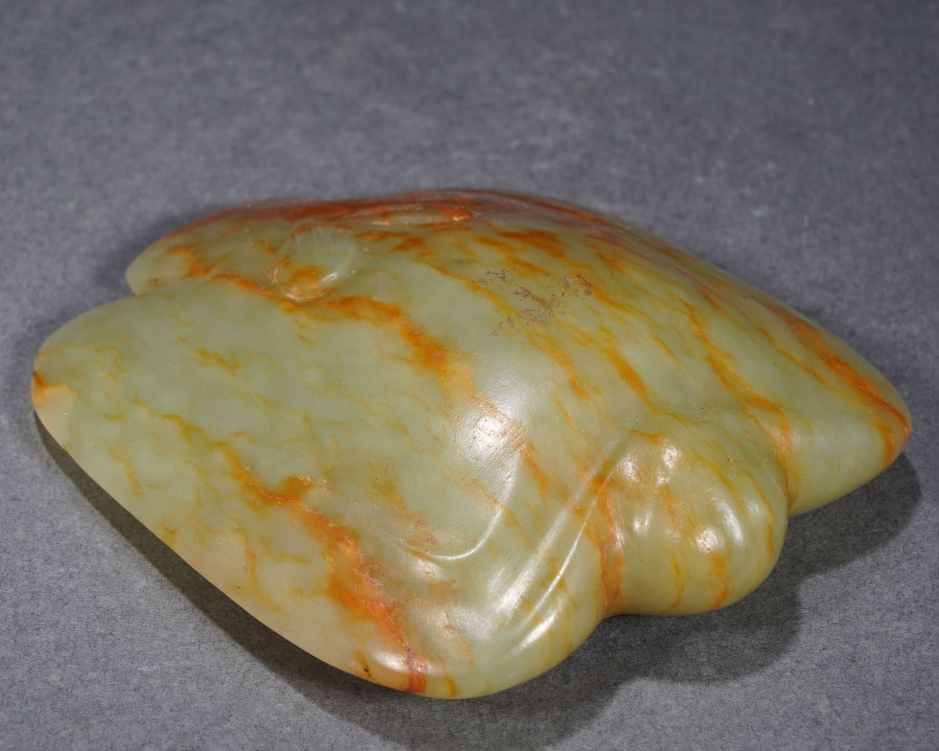 A Chinese Jade Carving of Bird-Shaped Pendant Hongshan