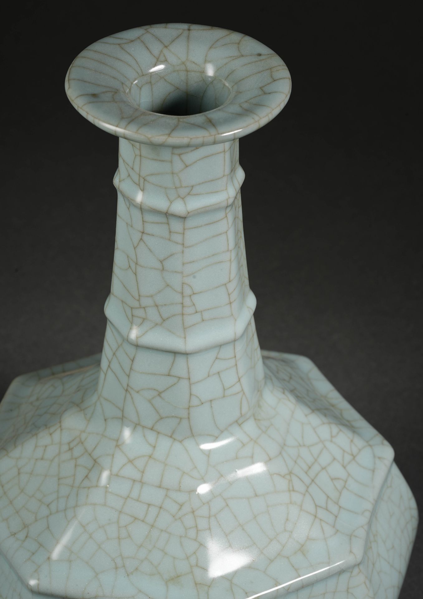 A Chinese Ru-kiln Banded Vase - Image 5 of 12