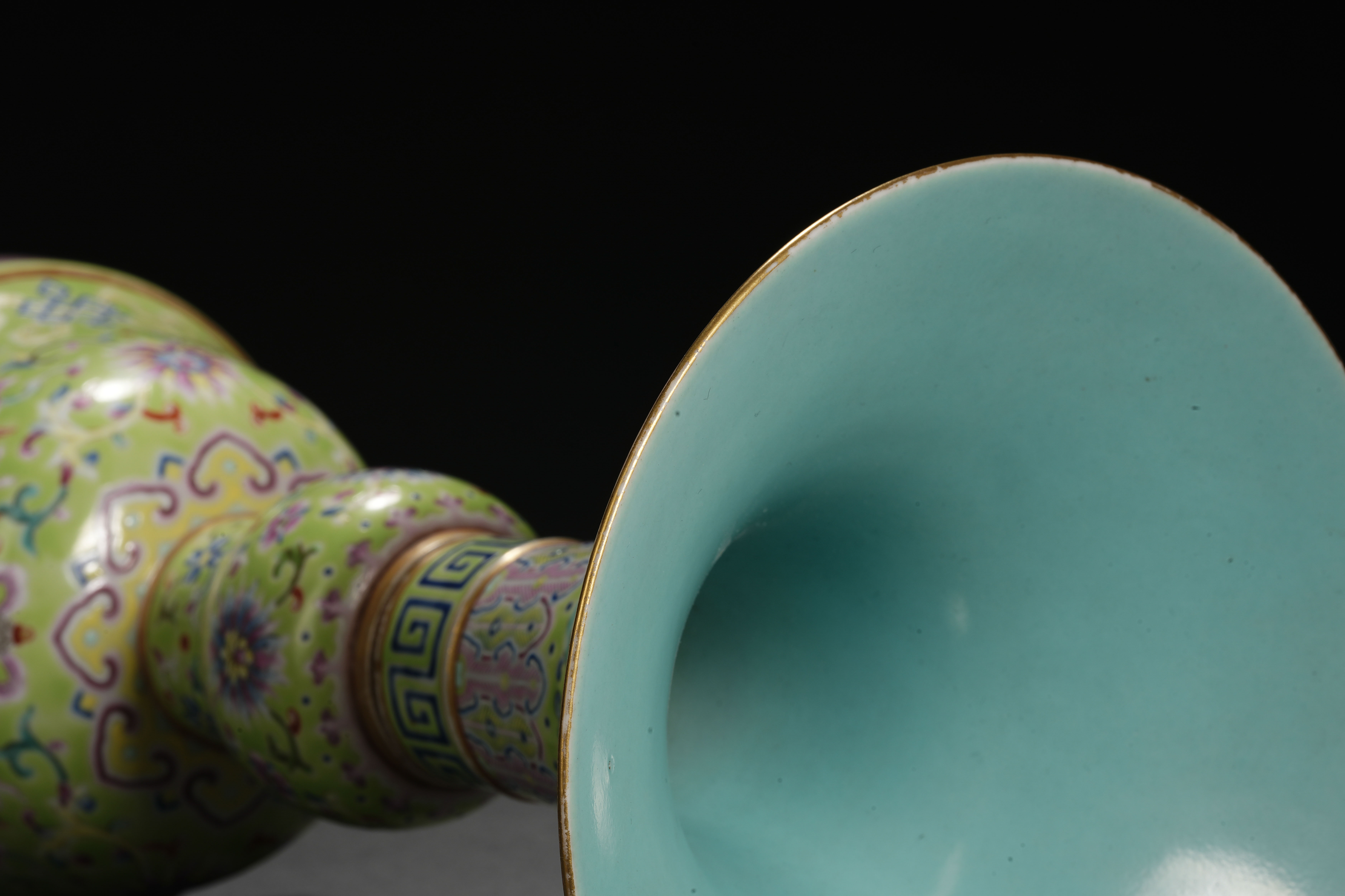 A Chinese Famille Rose Beaker Vase Gu - Image 6 of 13