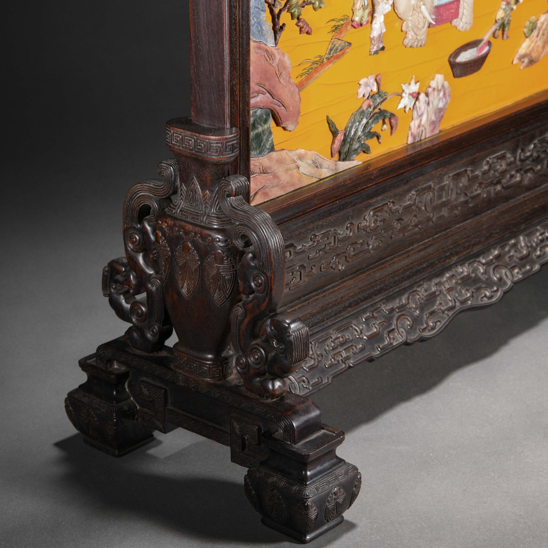 A Chinese Hard-stones Inlaid Lacquer Table Screen - Image 7 of 12