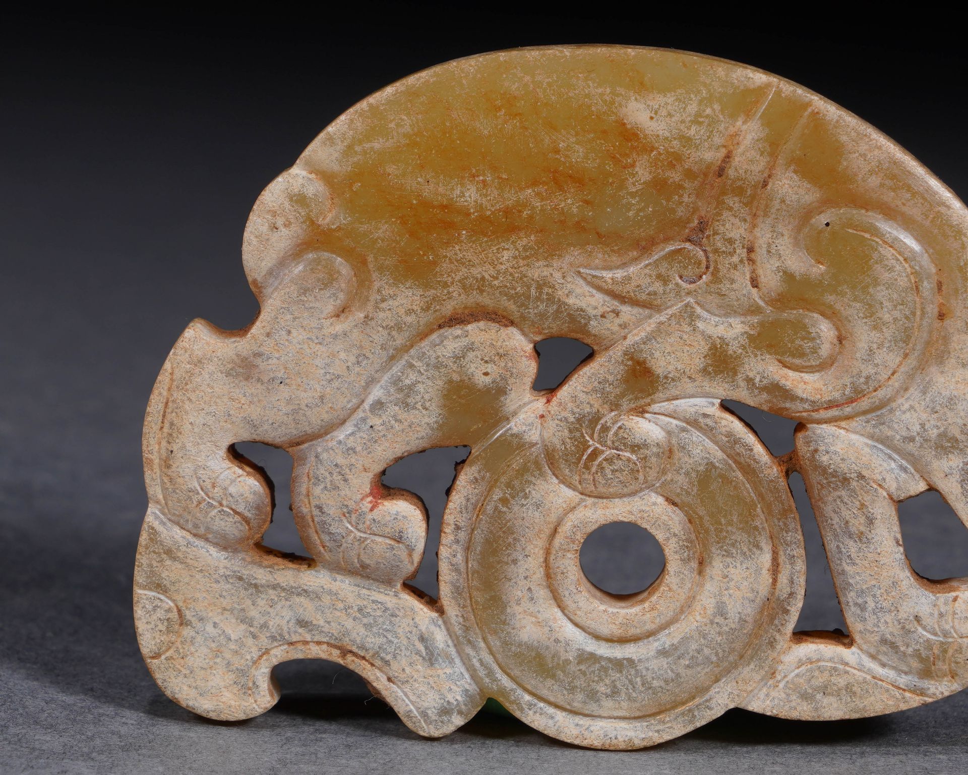 A Chinese Carved Jade Tiger Ornament - Image 3 of 10