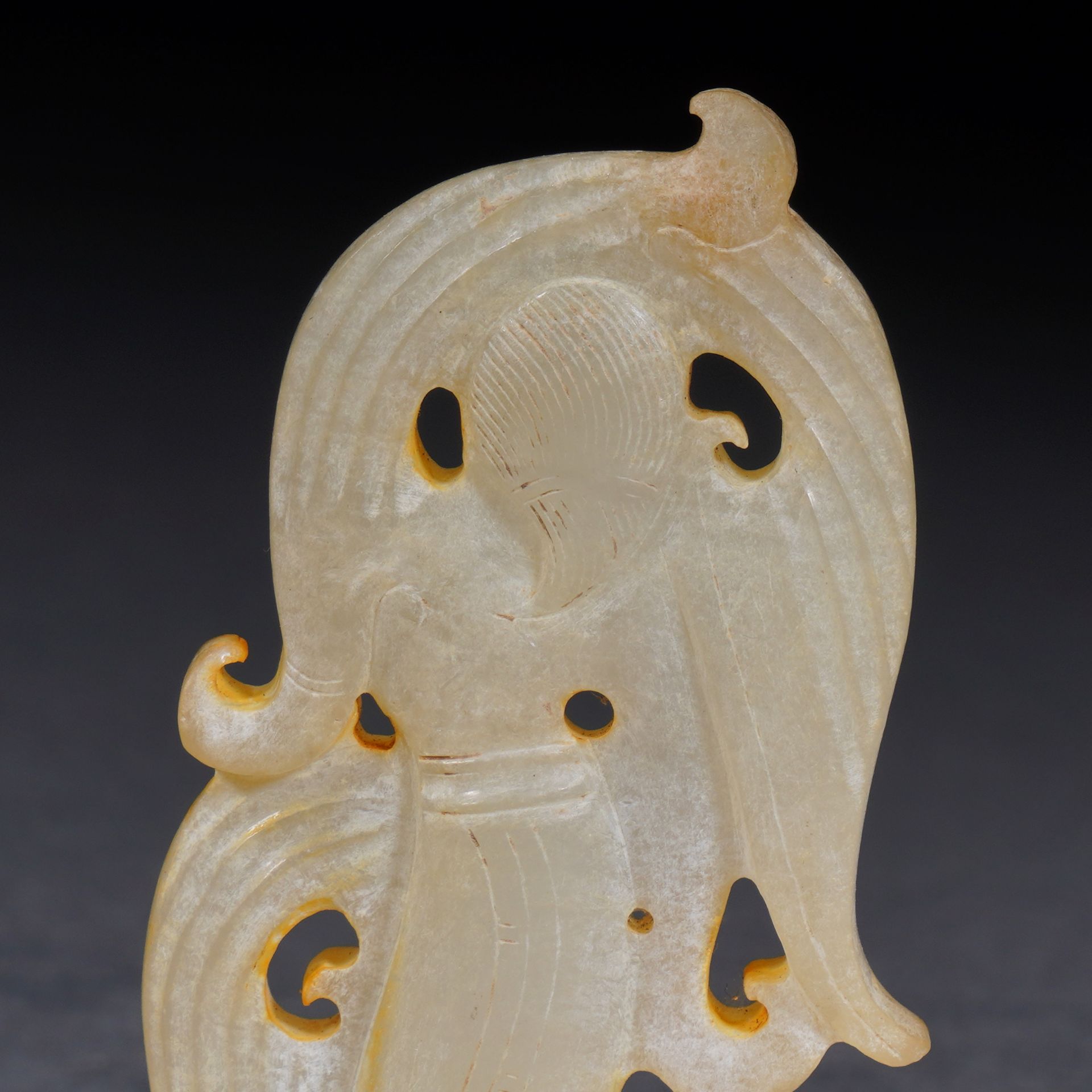 A Chinese Carved White Jade Dancing Figure - Image 5 of 11