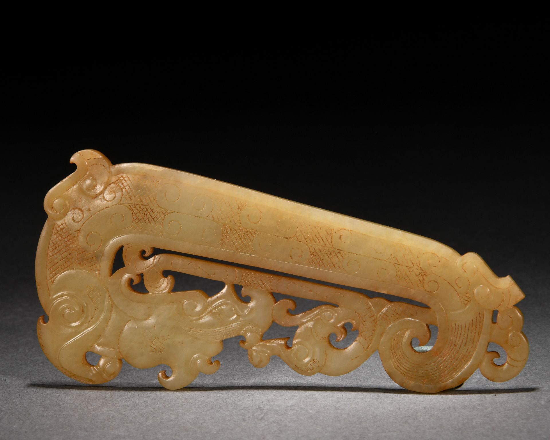 A Chinese Carved Jade Ornament - Image 4 of 6