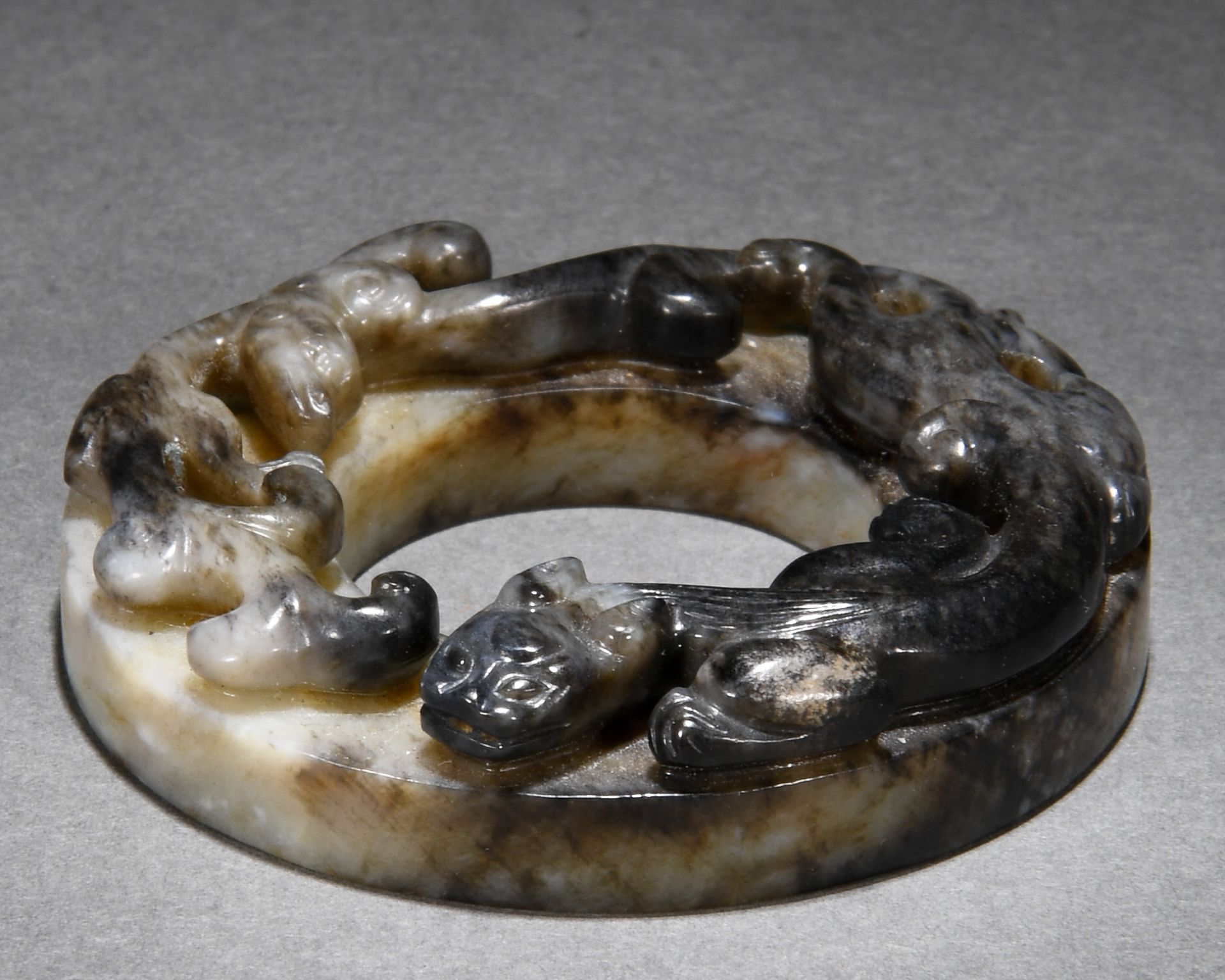 A Chinese Carved Jade Chilong Disc Huan - Image 7 of 7