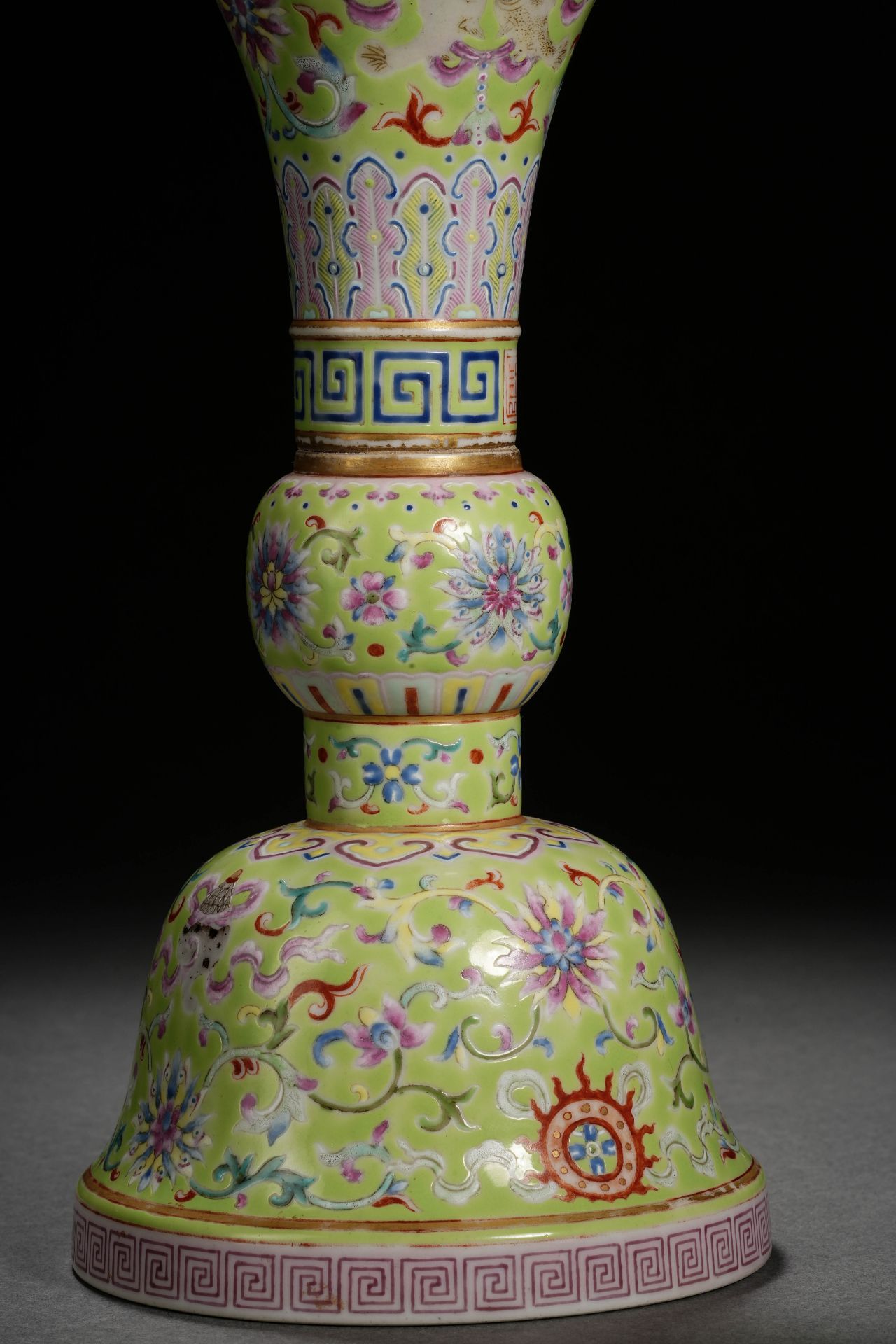 A Chinese Famille Rose Beaker Vase Gu - Image 5 of 13