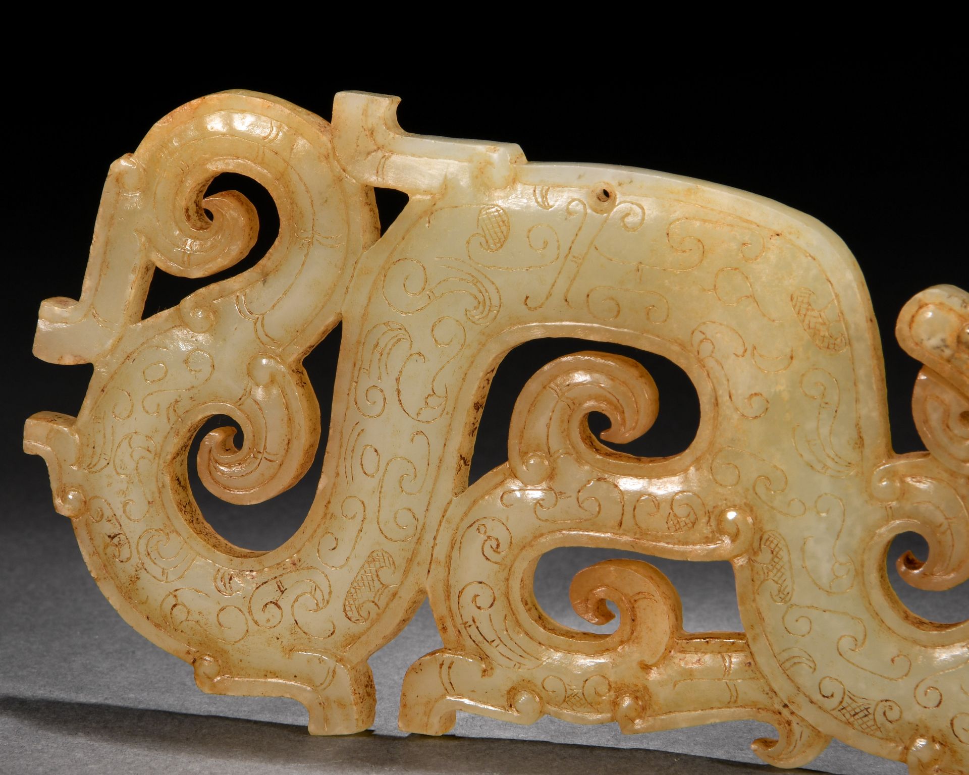 A Chinese Carved Jade Dragon Ornament - Image 6 of 7