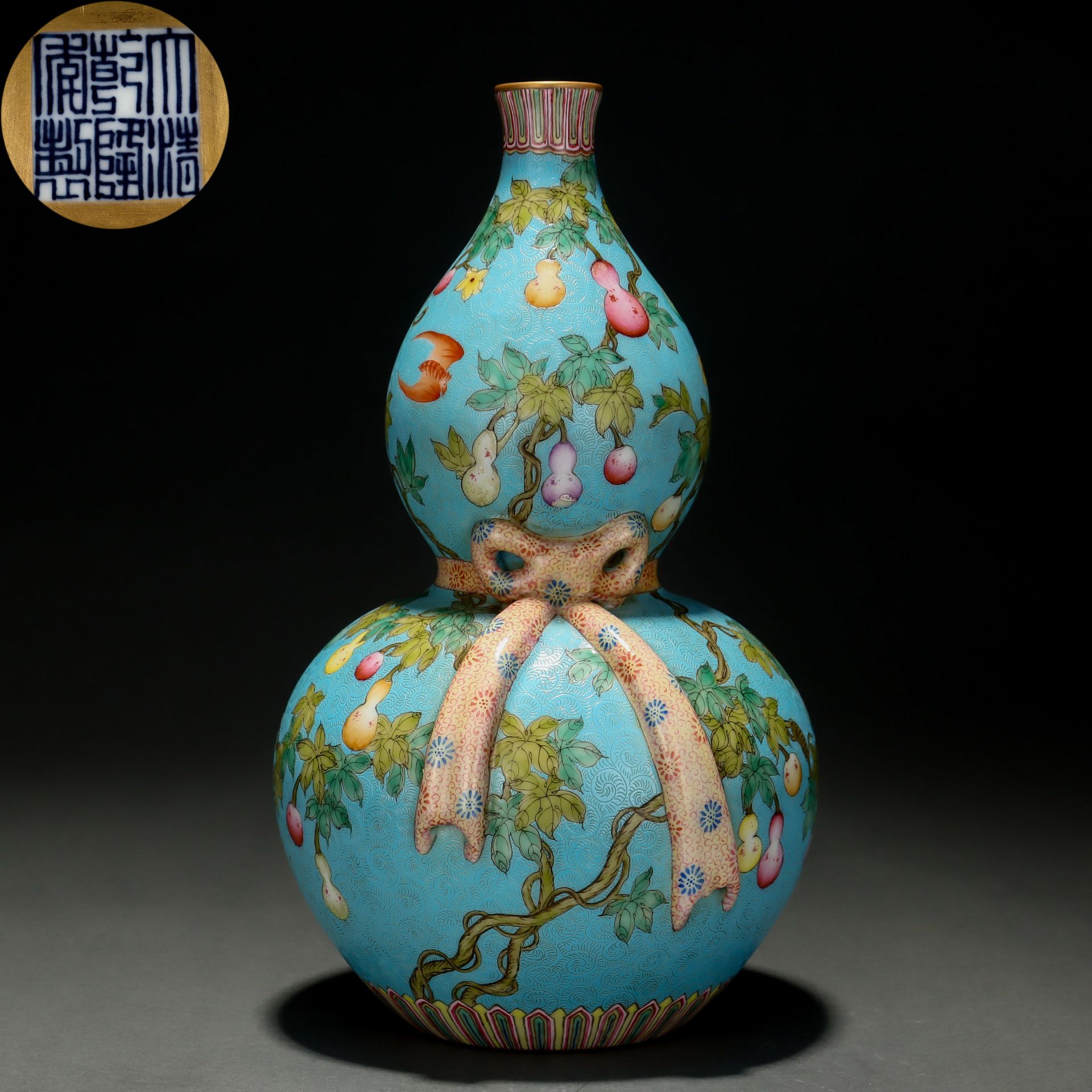 A Chinese Falangcai Double Gourds Vase