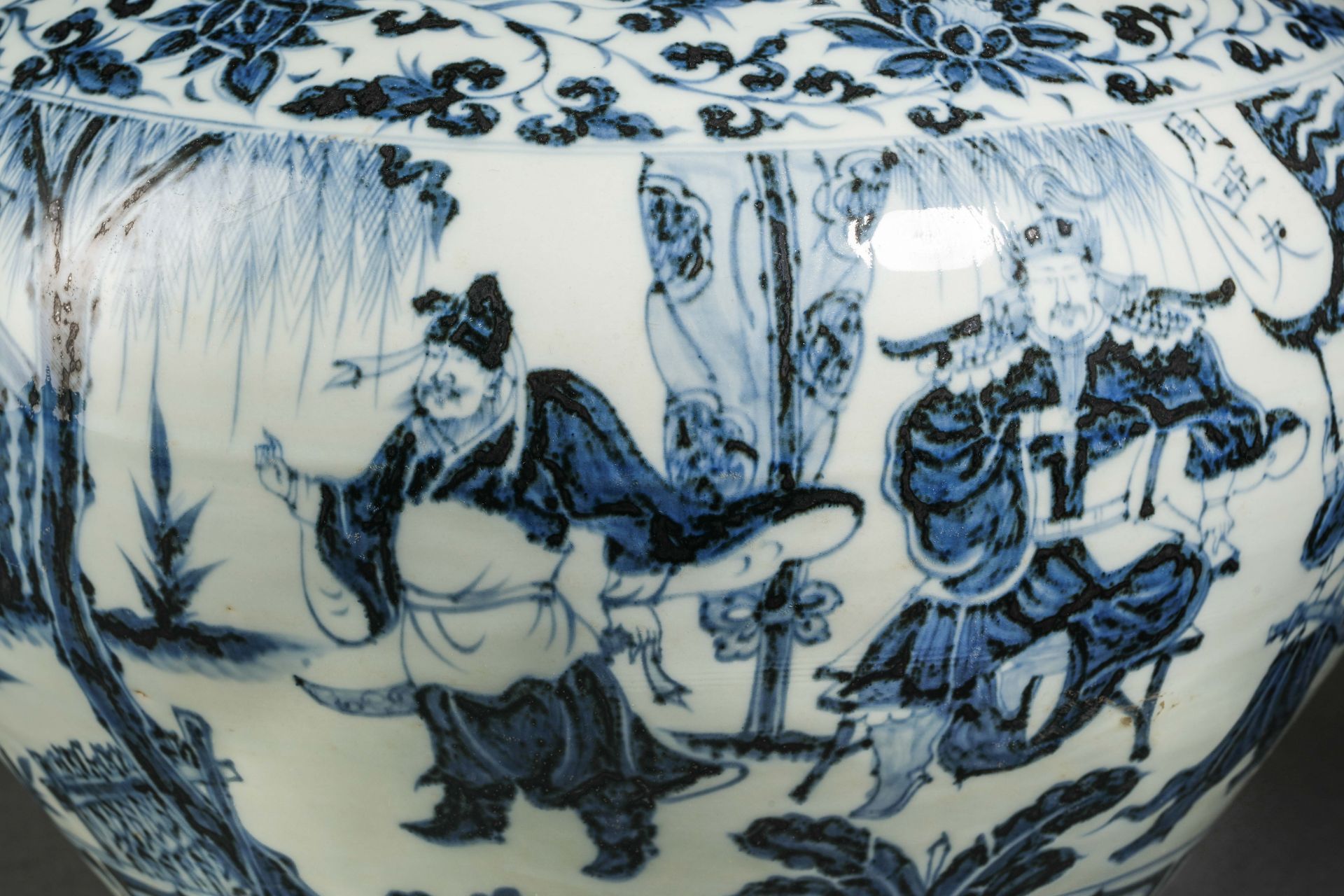 A Chinese Blue and White Figural Story Jar - Image 3 of 15
