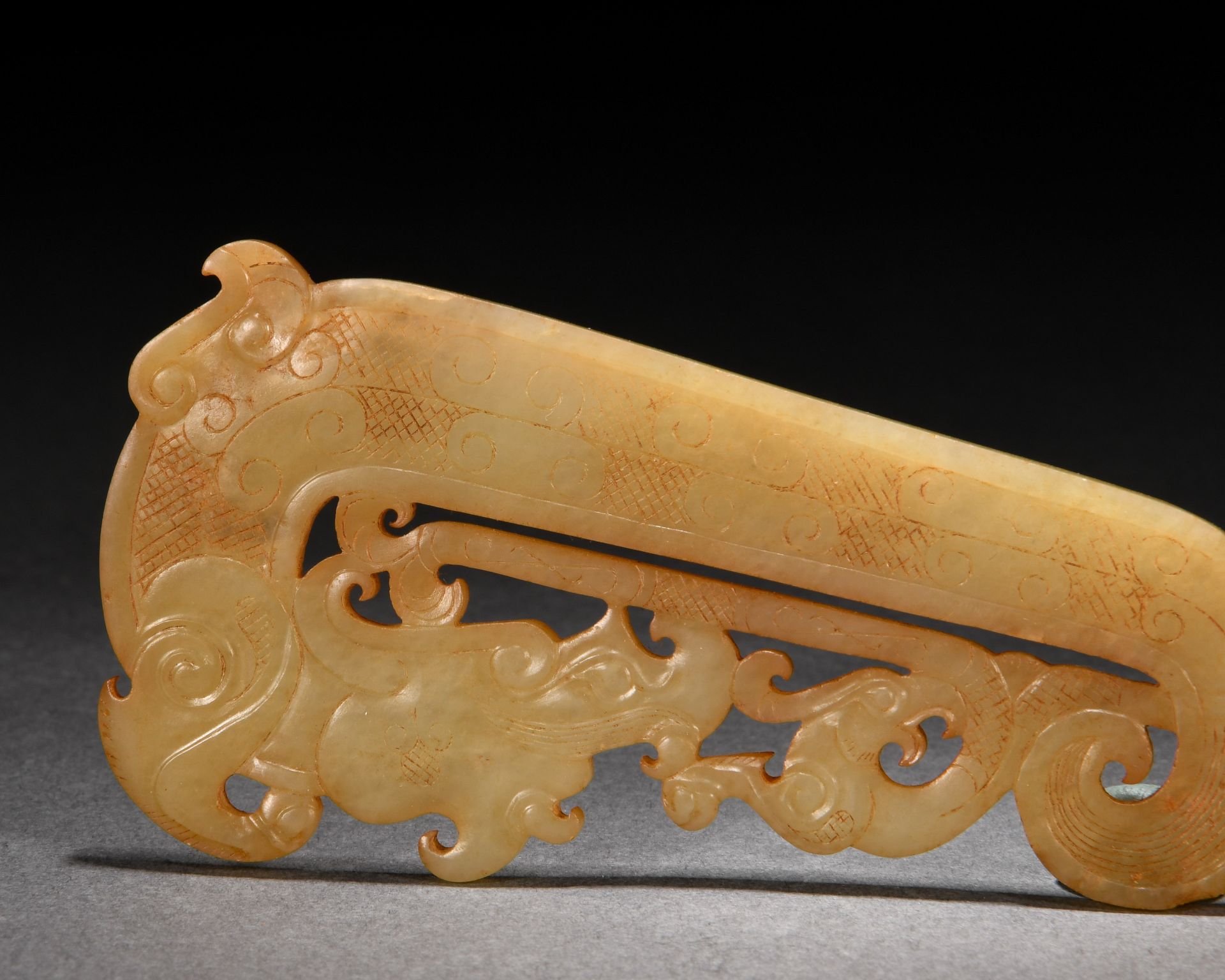 A Chinese Carved Jade Ornament - Image 5 of 6