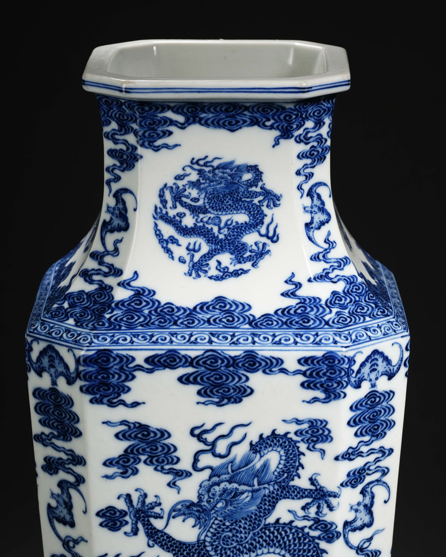 A Chinese Blue and White Dragons Squared Vase - Image 3 of 17