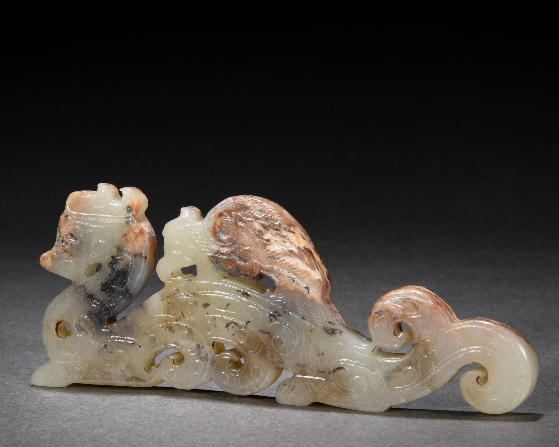 A Chinese Carved Jade Dragon Ornament - Image 4 of 7