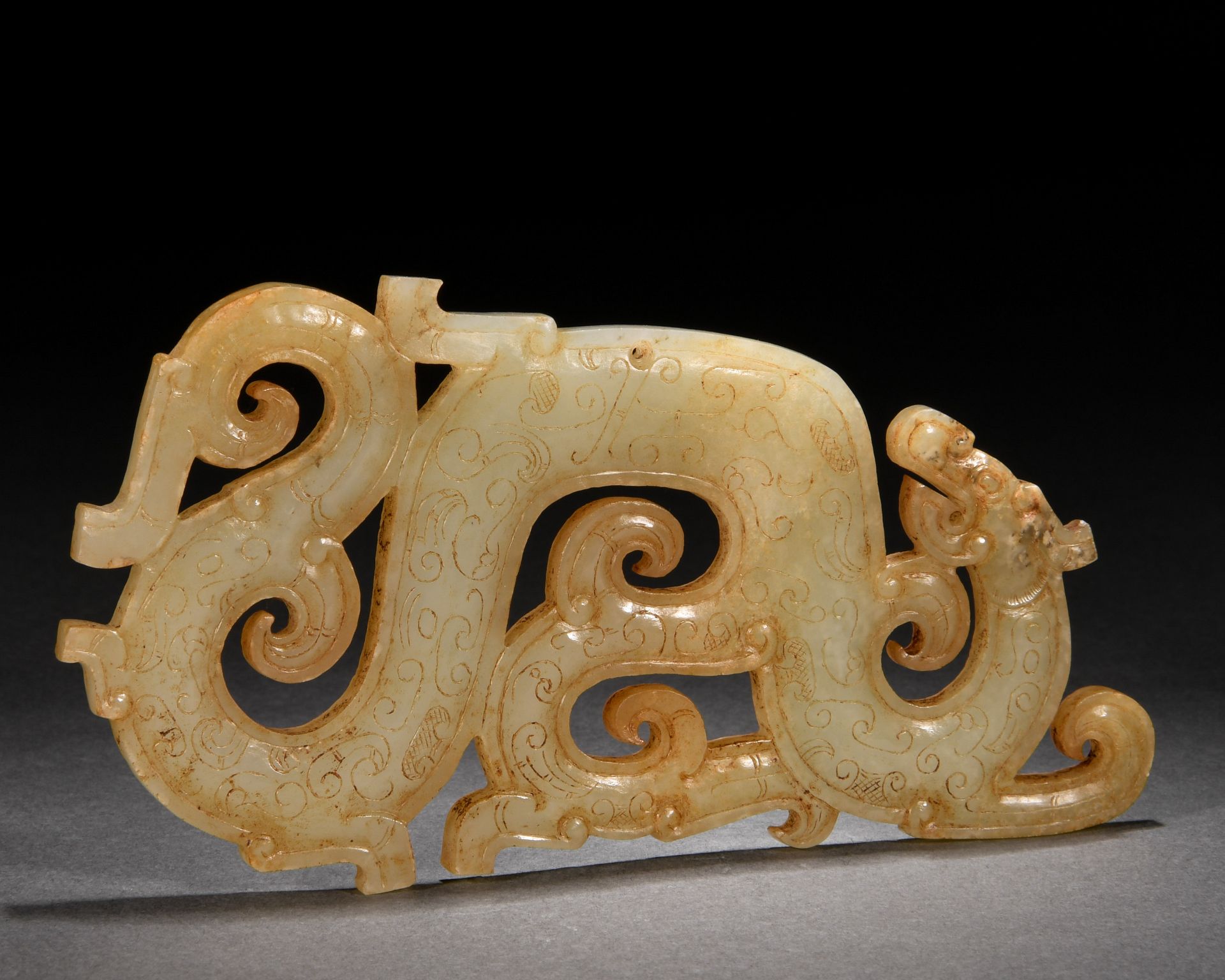 A Chinese Carved Jade Dragon Ornament - Image 2 of 7