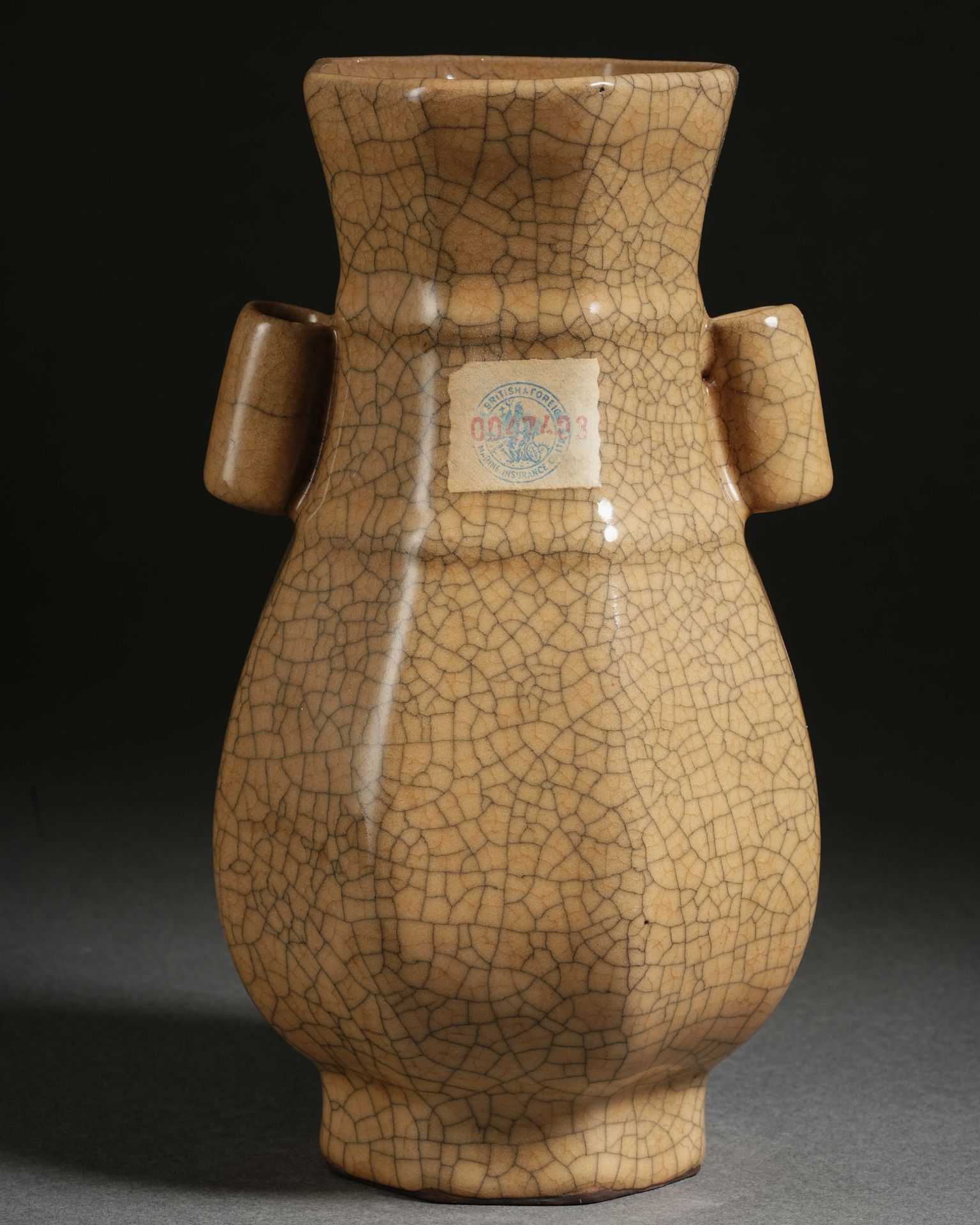 A Chinese Ge-ware Arrow Vase - Bild 6 aus 12