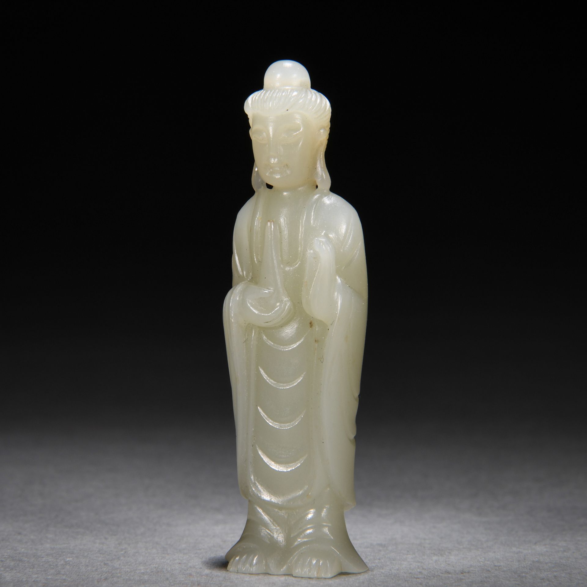 A Chinese Carved White Jade Standing Guanyin - Image 3 of 6