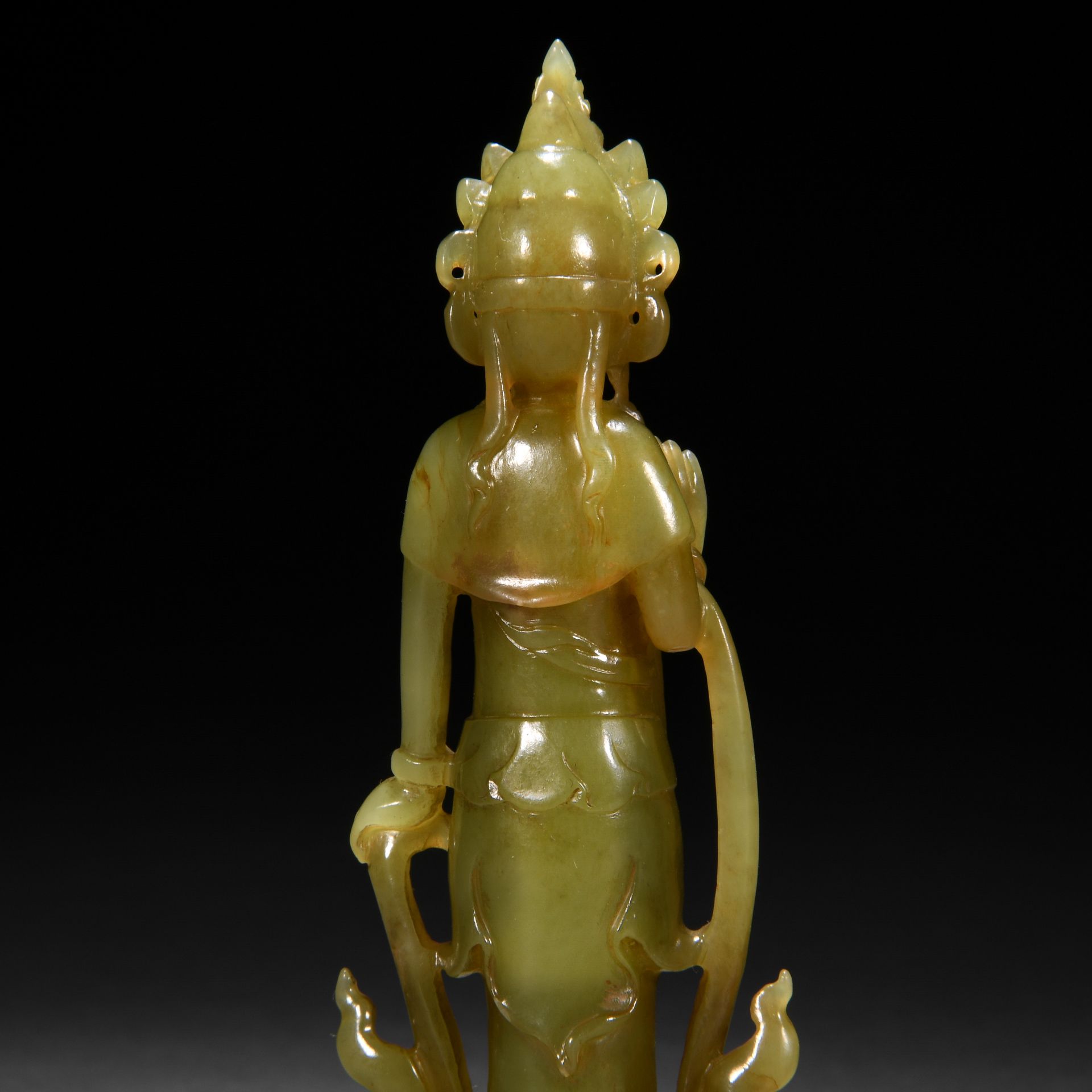 A Chinese Carved Jade Standing Guanyin - Image 6 of 7