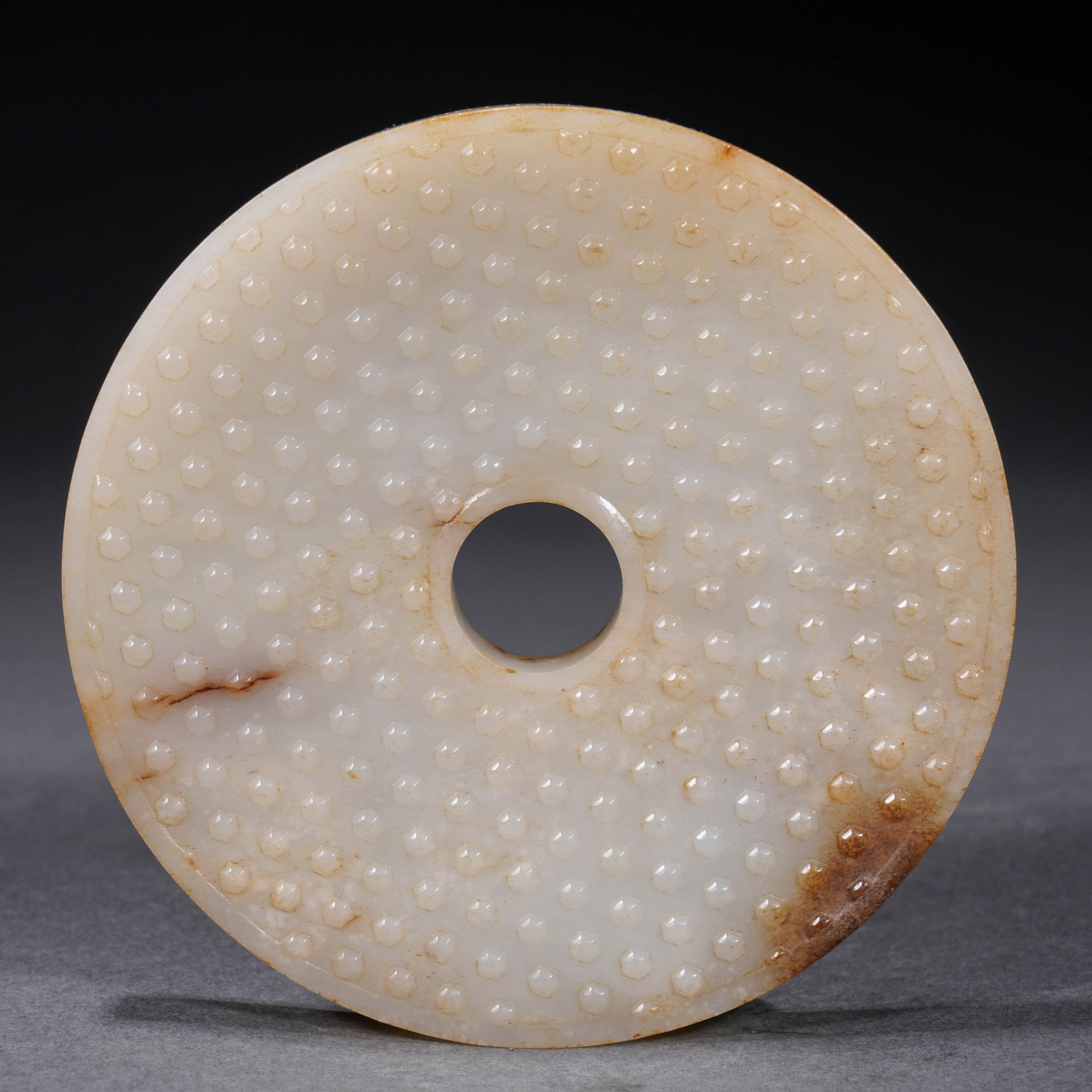 A Chinese Carved White Jade Disc Bi - Image 3 of 9