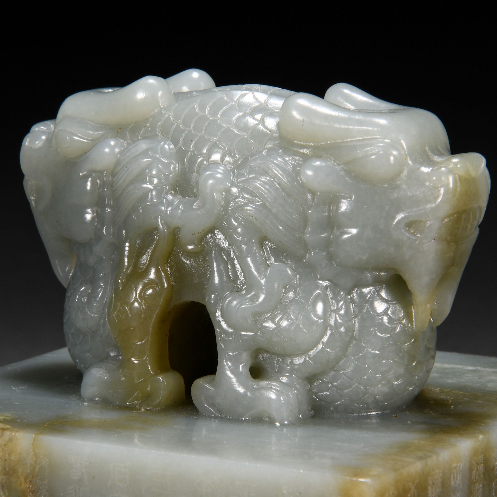 A Chinese Carved Jade Interlocked Beast Seal - Image 3 of 7