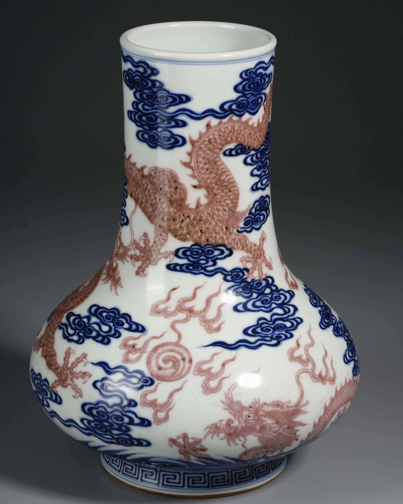 A Chinese Underglaze Blue and Copper Red Vase - Image 4 of 9