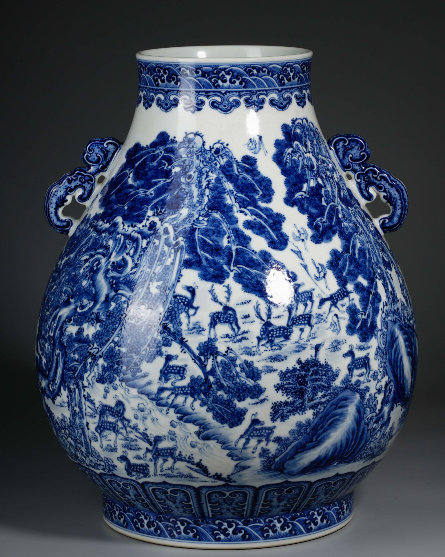 A Chinese Blue and White Hundred Deers Zun Vase - Image 11 of 14