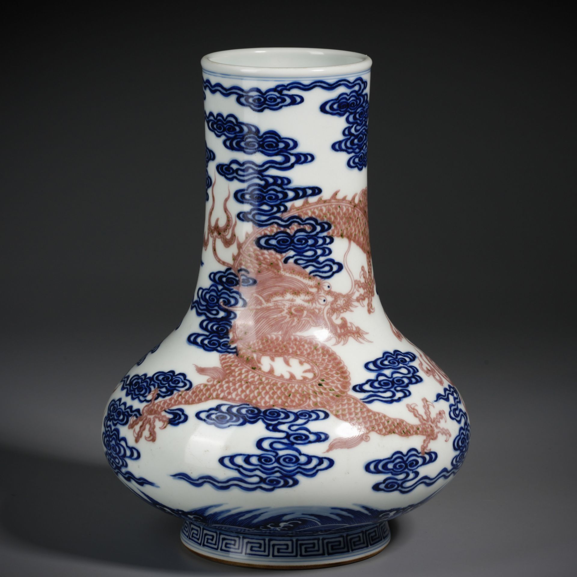 A Chinese Underglaze Blue and Copper Red Vase - Image 2 of 9