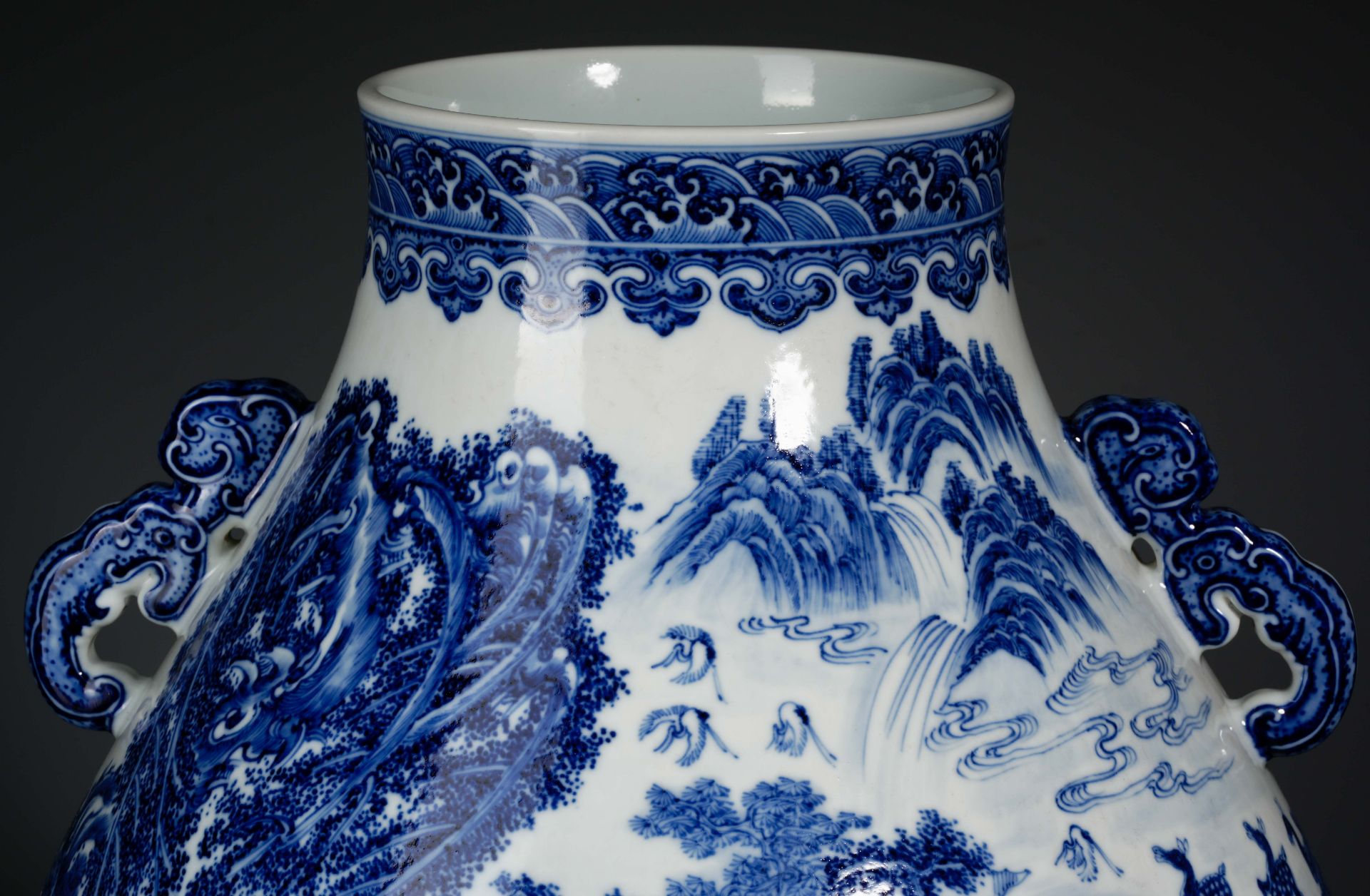 A Chinese Blue and White Hundred Deers Zun Vase - Image 3 of 14