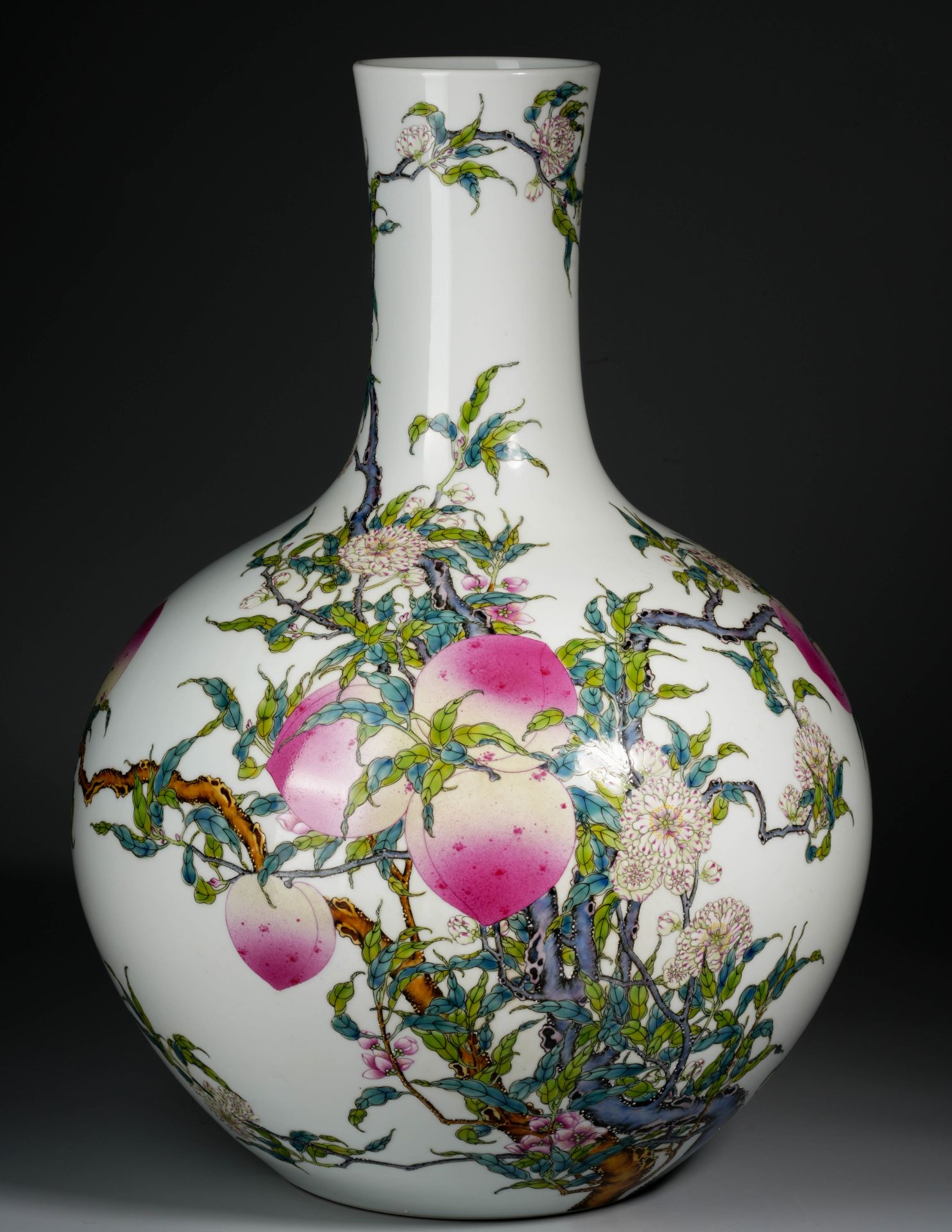 A Chinese Famille Rose Peaches Globular Vase - Image 2 of 11