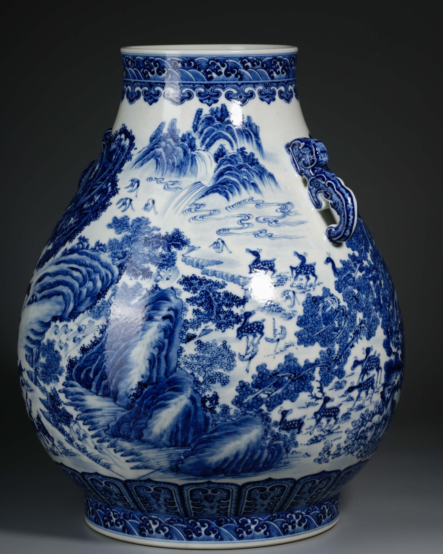 A Chinese Blue and White Hundred Deers Zun Vase - Image 5 of 14