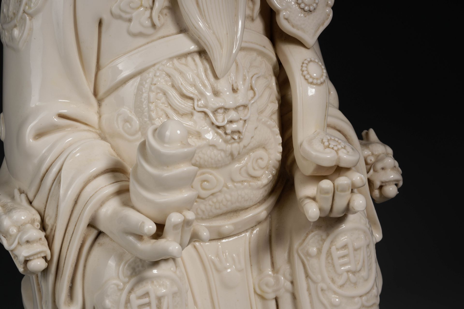 A Chinese Dehua Glaze God of Wealth - Image 6 of 13