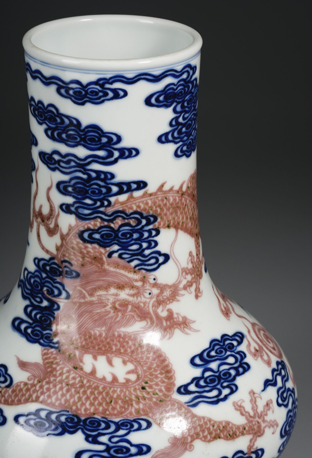 A Chinese Underglaze Blue and Copper Red Vase - Image 3 of 9