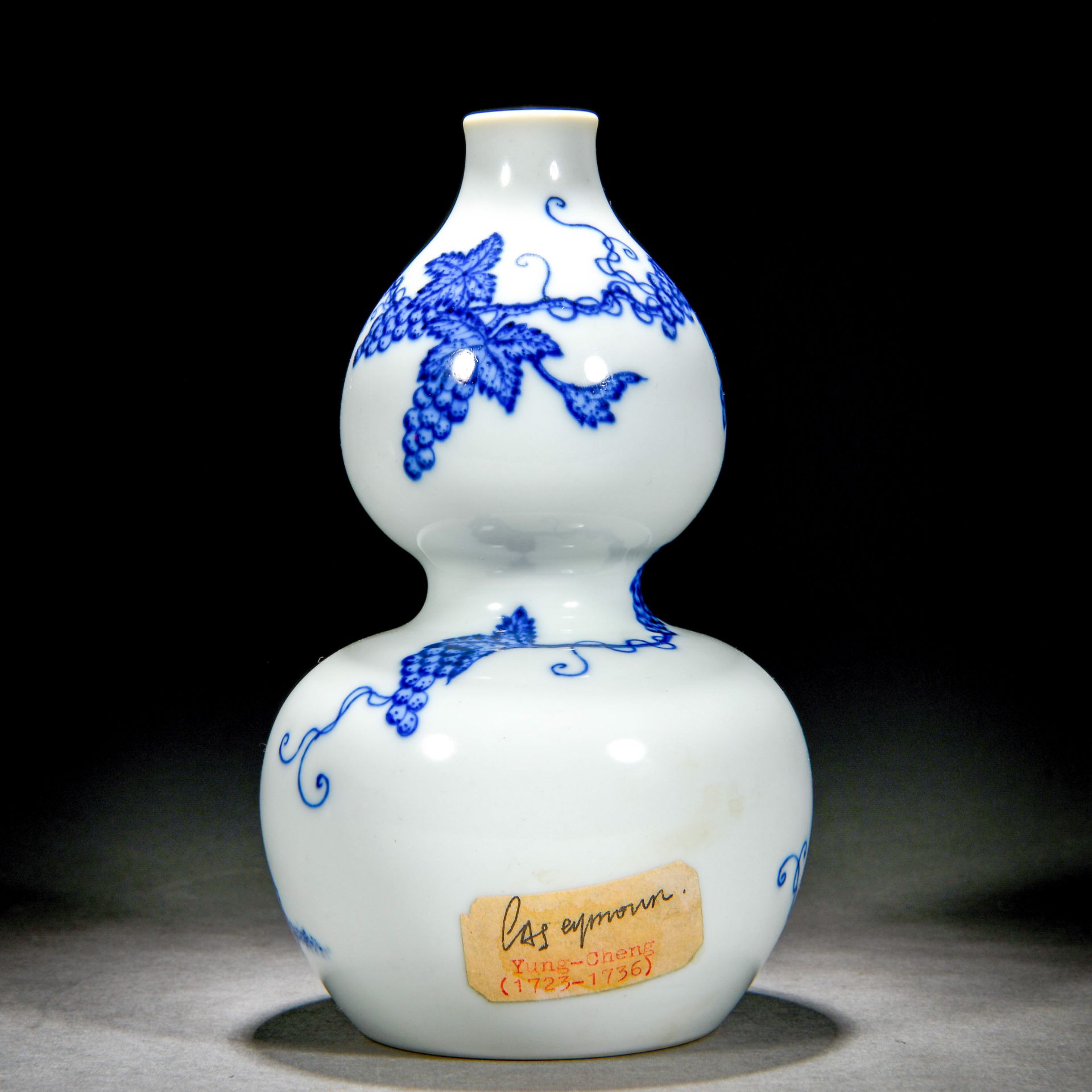 A Chinese Blue And White Grapefruits Double Gourds Vase - Bild 3 aus 11