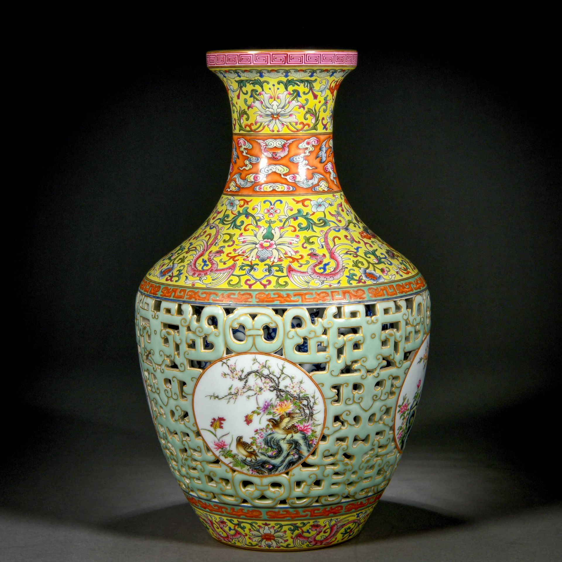 A Chinese Falangcai And Gilt Magpies On Plum Vase - Bild 3 aus 13