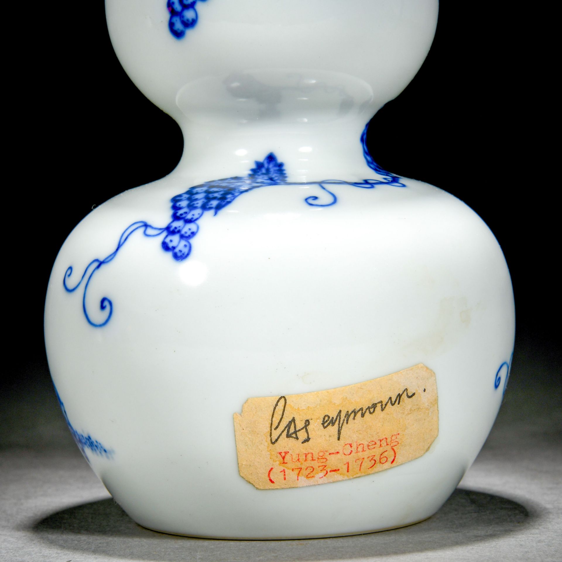 A Chinese Blue And White Grapefruits Double Gourds Vase - Bild 10 aus 11