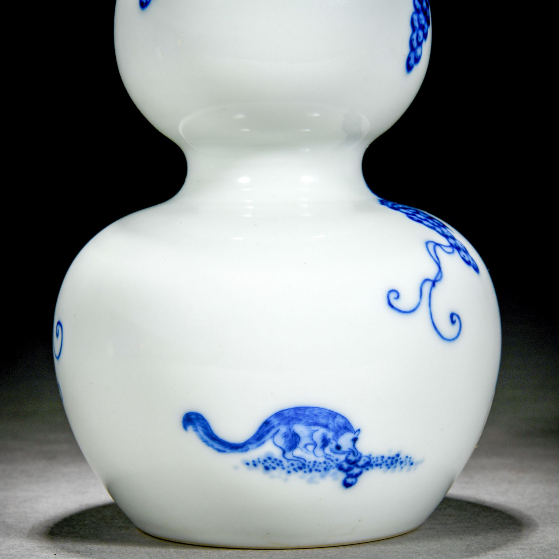 A Chinese Blue And White Grapefruits Double Gourds Vase - Bild 6 aus 11