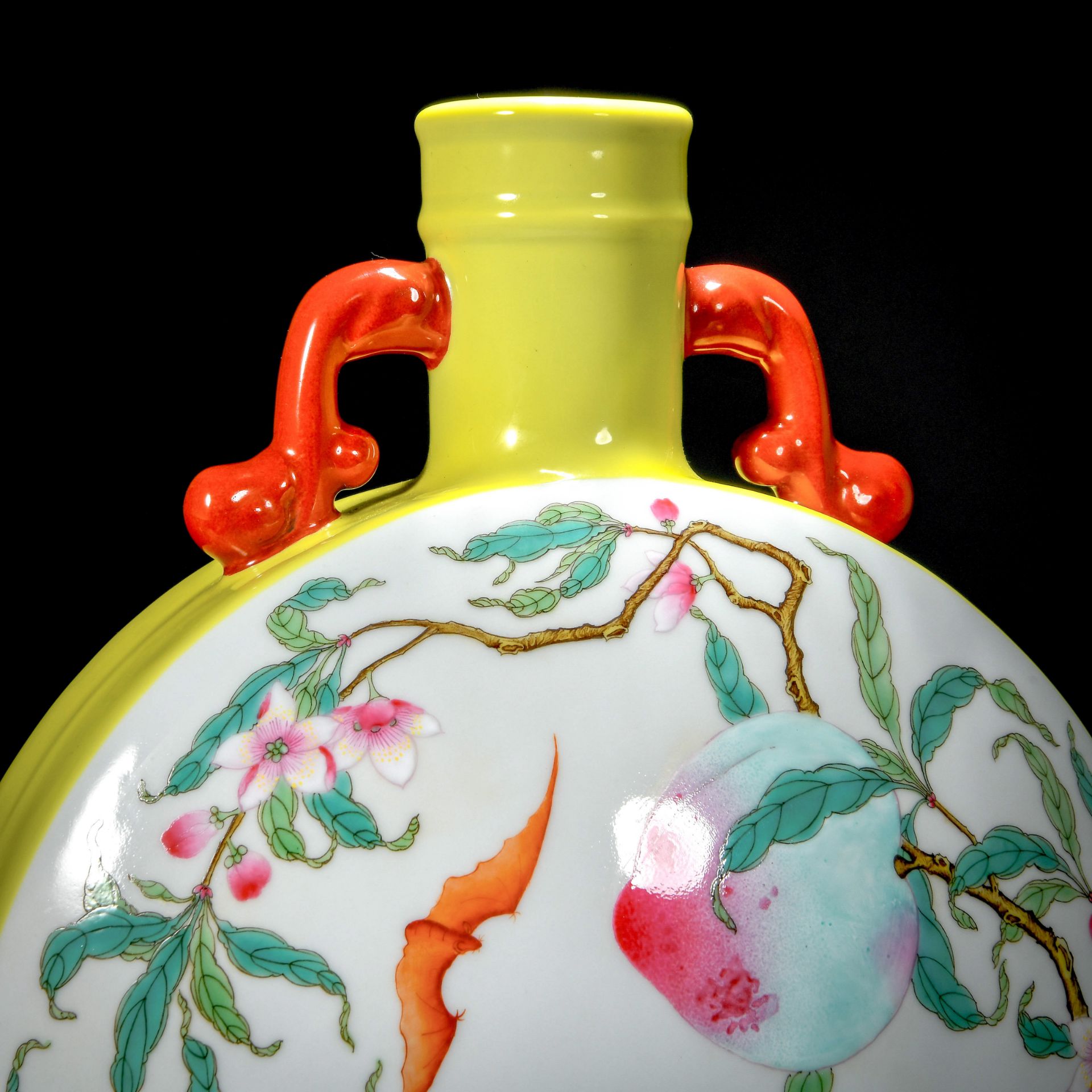 A Chinese Famille Rose Peaches Moon Flask - Image 7 of 10