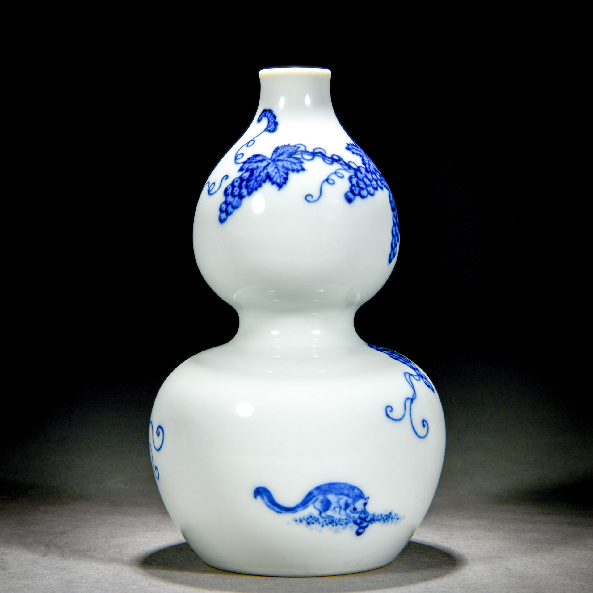 A Chinese Blue And White Grapefruits Double Gourds Vase - Bild 2 aus 11