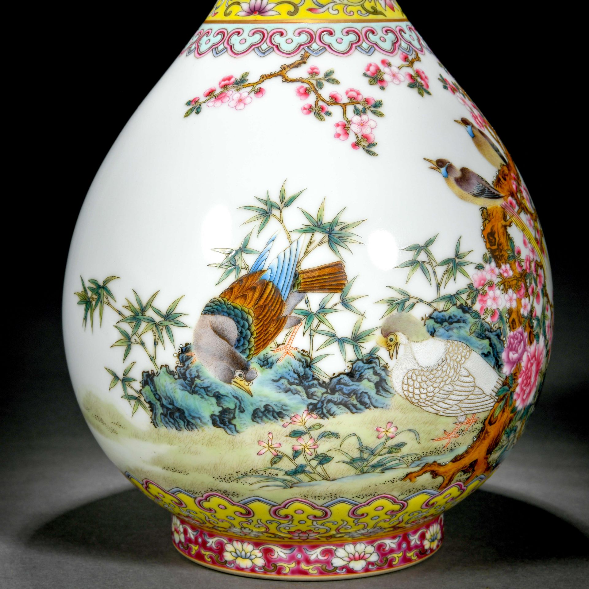 A Chinese Famille Rose Magpies Bottle Vase - Image 5 of 11