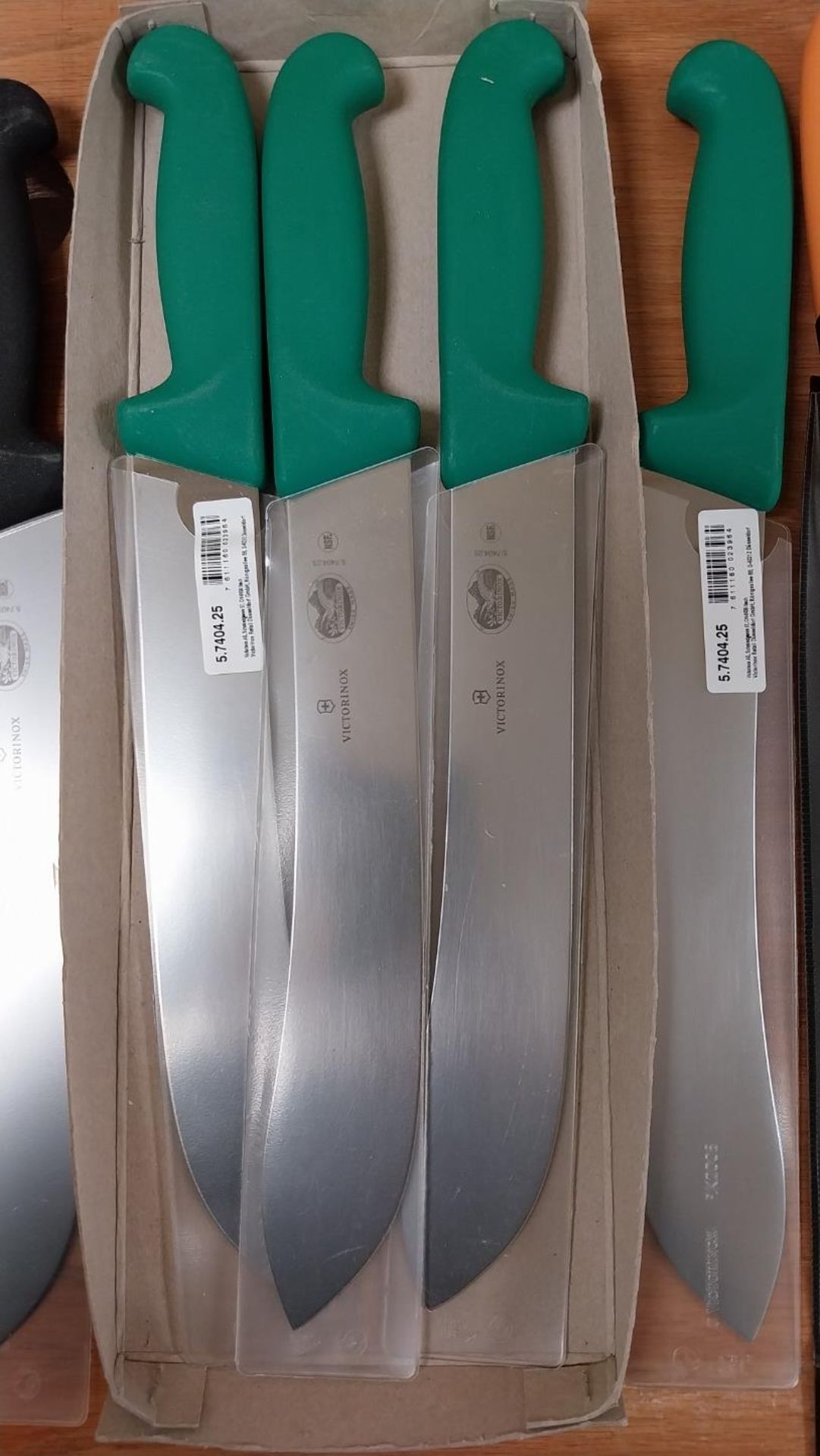QTY OF VICTORINOX KNIVES AND LARGE SPOONS. - Image 4 of 4