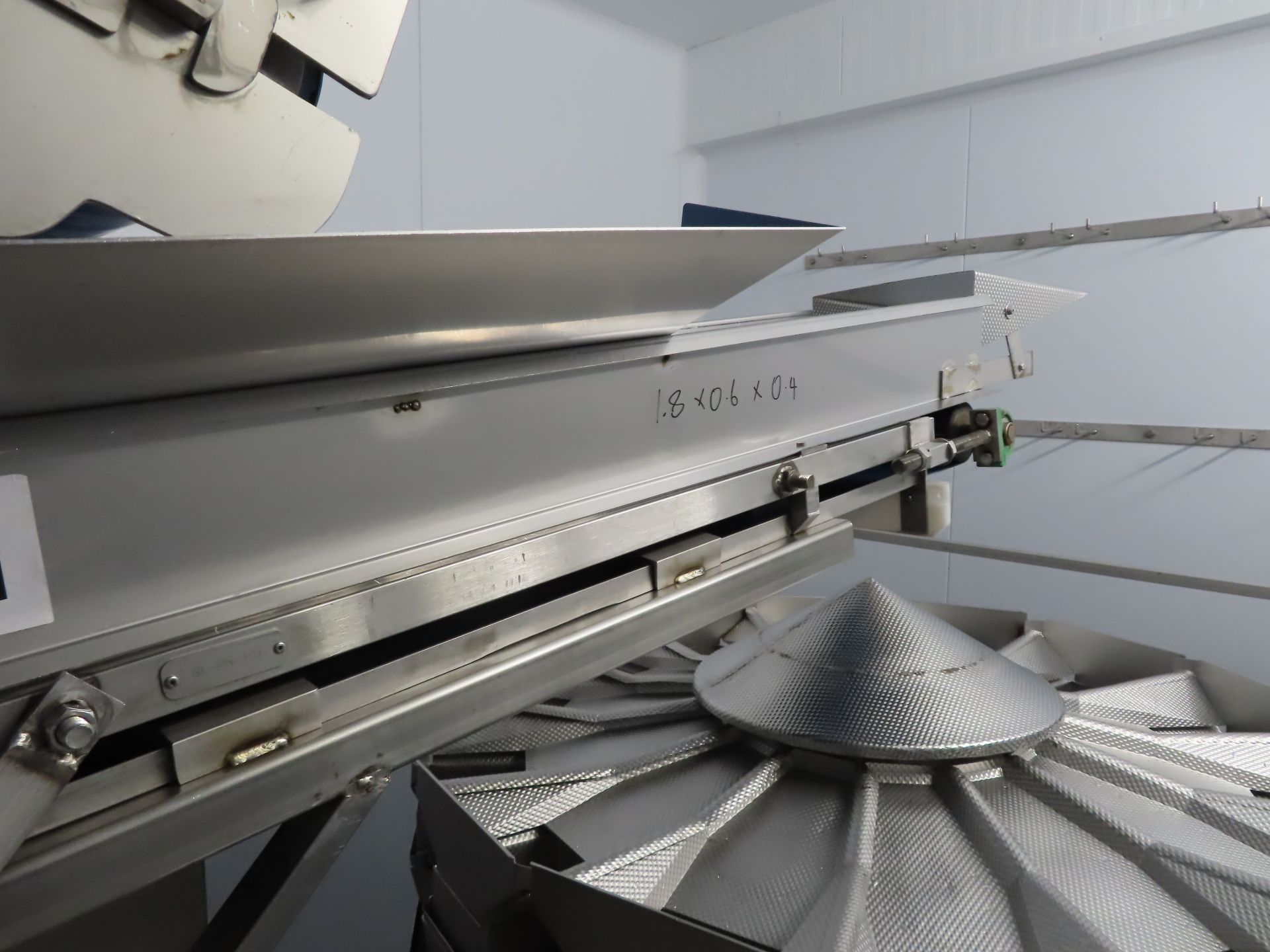 INFEED CONVEYOR BELT. - Image 2 of 2